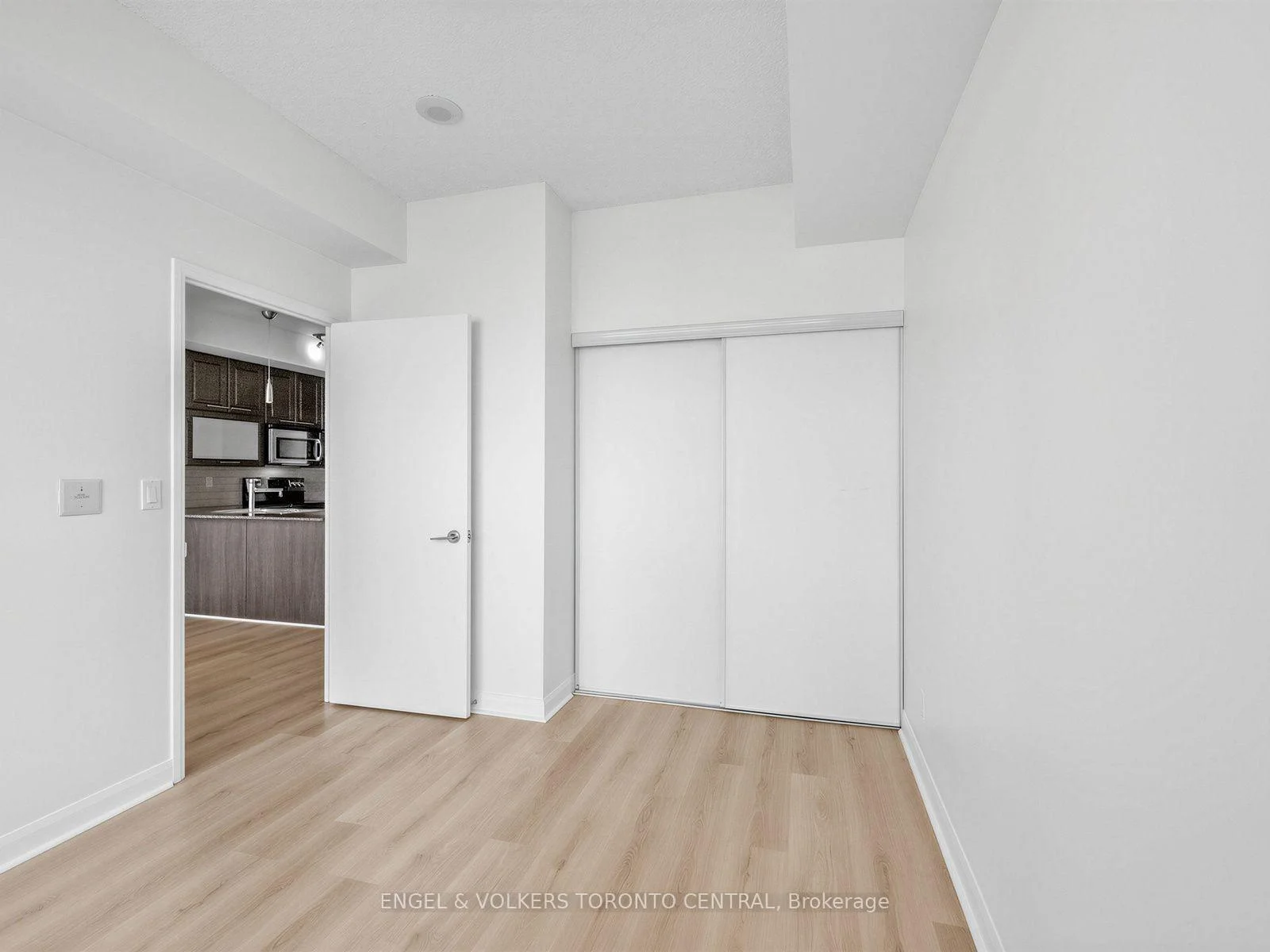 Photo 40 of Unit 1101, 500 Sherbourne Street, Toronto, North St. James Town — HOMEH