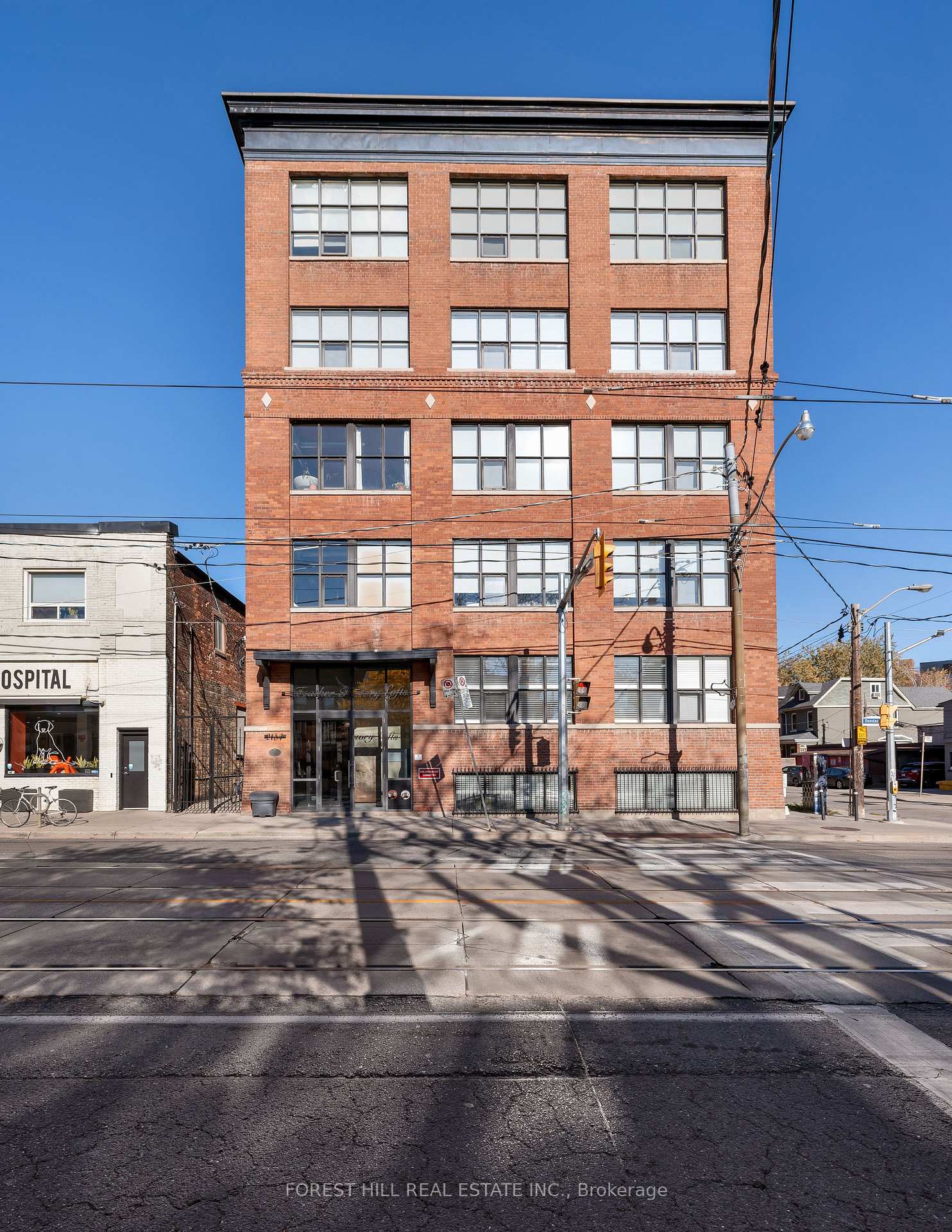 Photo of Unit 105, 2154 Dundas Street W