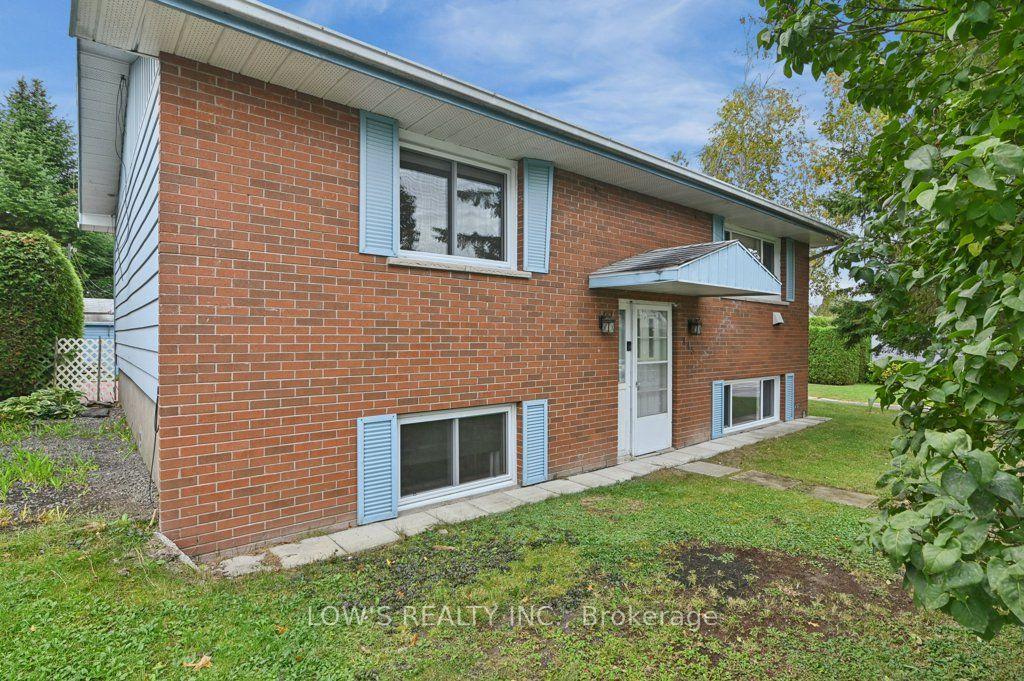 Photo 3 of 145 Home Avenue, Champlain, Vankleek Hill — HOMEH