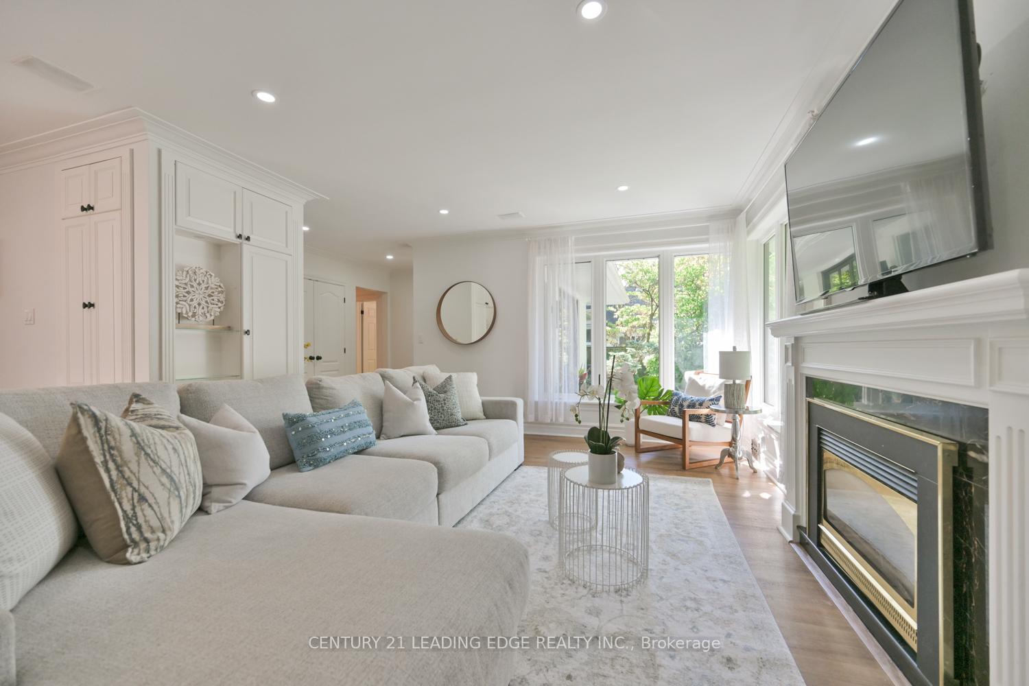 Photo 15 of 1 Romney Road, Etobicoke, Edenbridge-Humber Valley — HOMEH