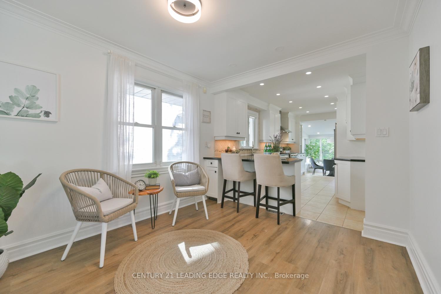 Photo 16 of 1 Romney Road, Etobicoke, Edenbridge-Humber Valley — HOMEH