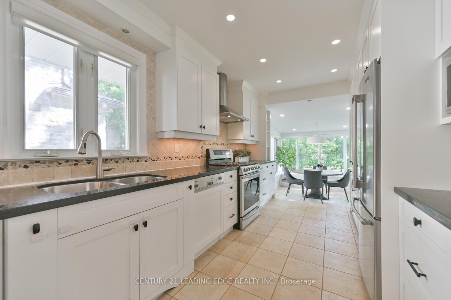 Photo 19 of 1 Romney Road, Etobicoke, Edenbridge-Humber Valley — HOMEH