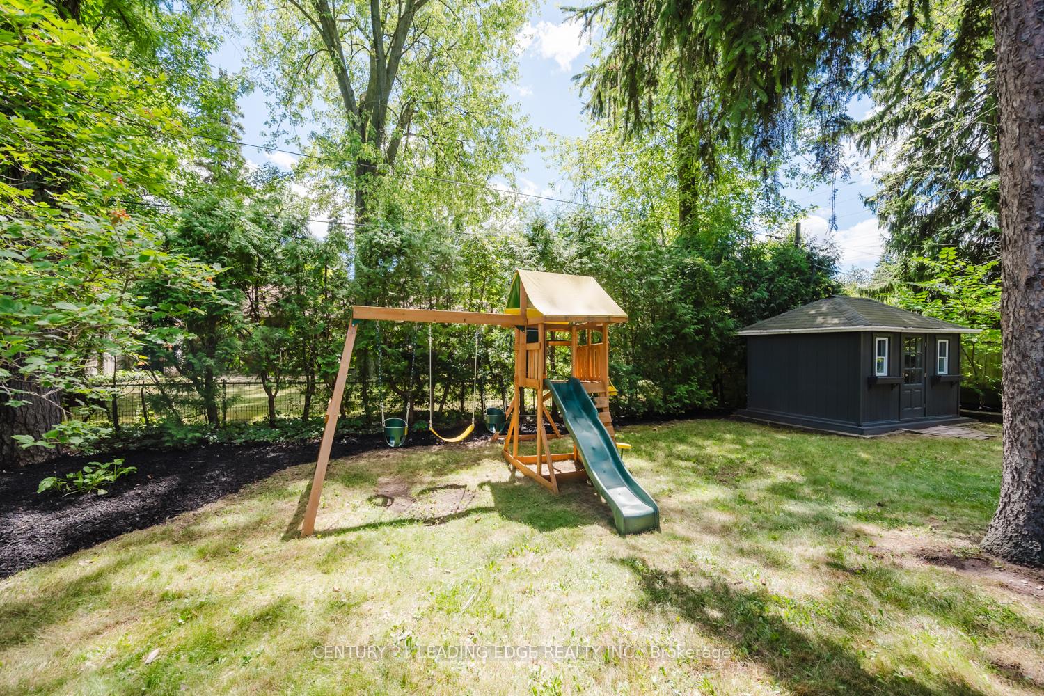 Photo 43 of 1 Romney Road, Etobicoke, Edenbridge-Humber Valley — HOMEH