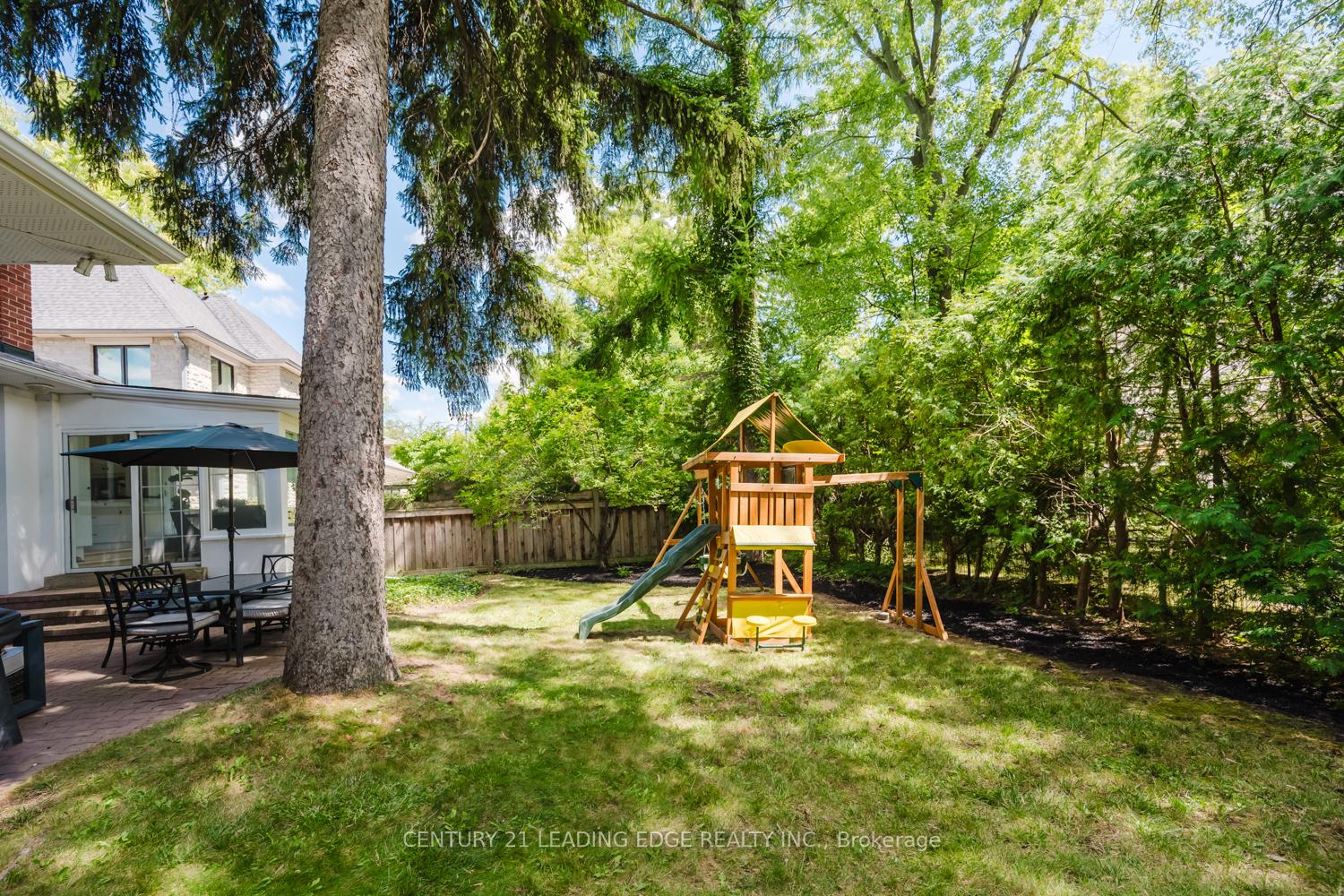 Photo 42 of 1 Romney Road, Etobicoke, Edenbridge-Humber Valley — HOMEH
