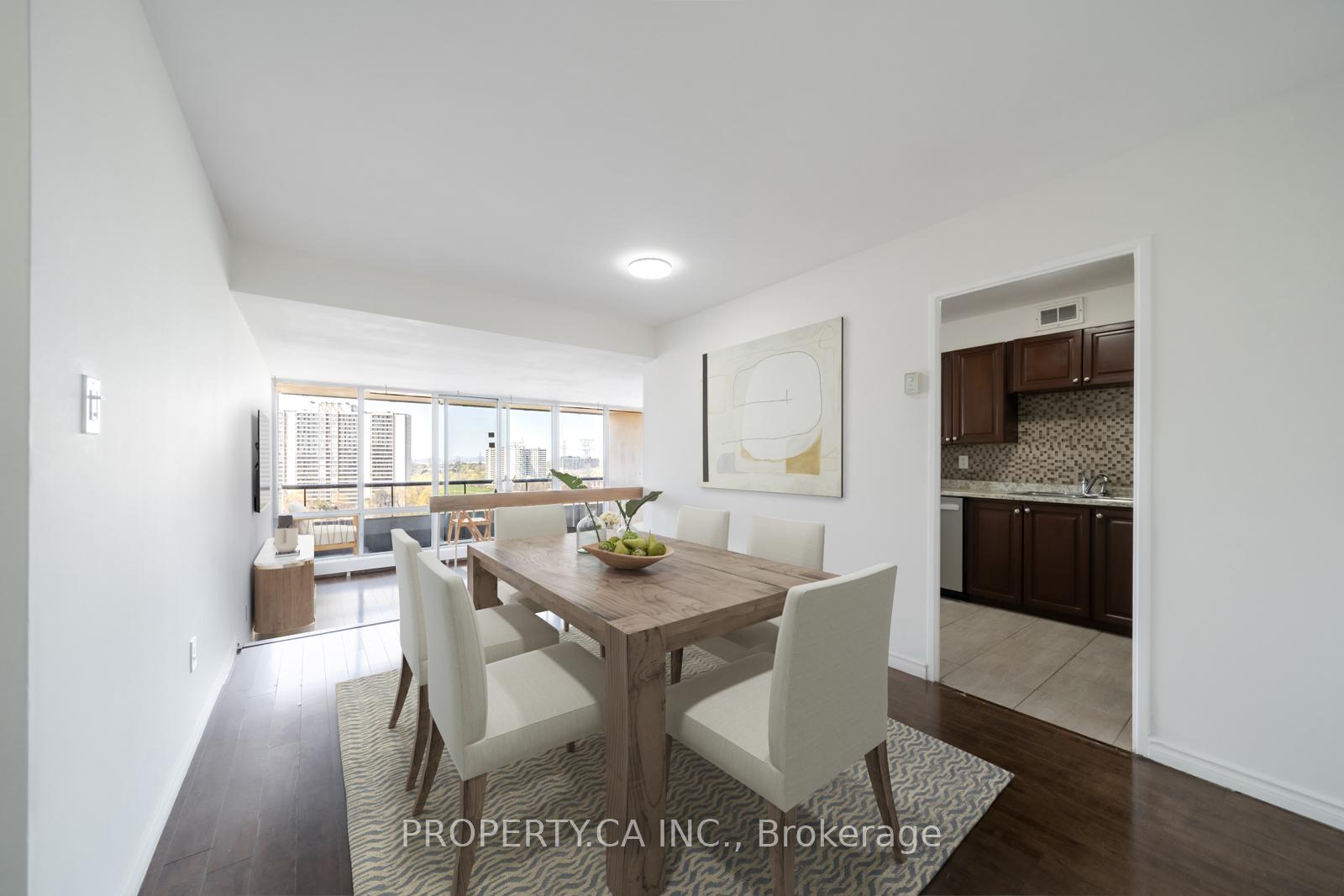 Photo 8 of Unit 901, 31 Four Winds Drive W, North York, York University Heights — HOMEH