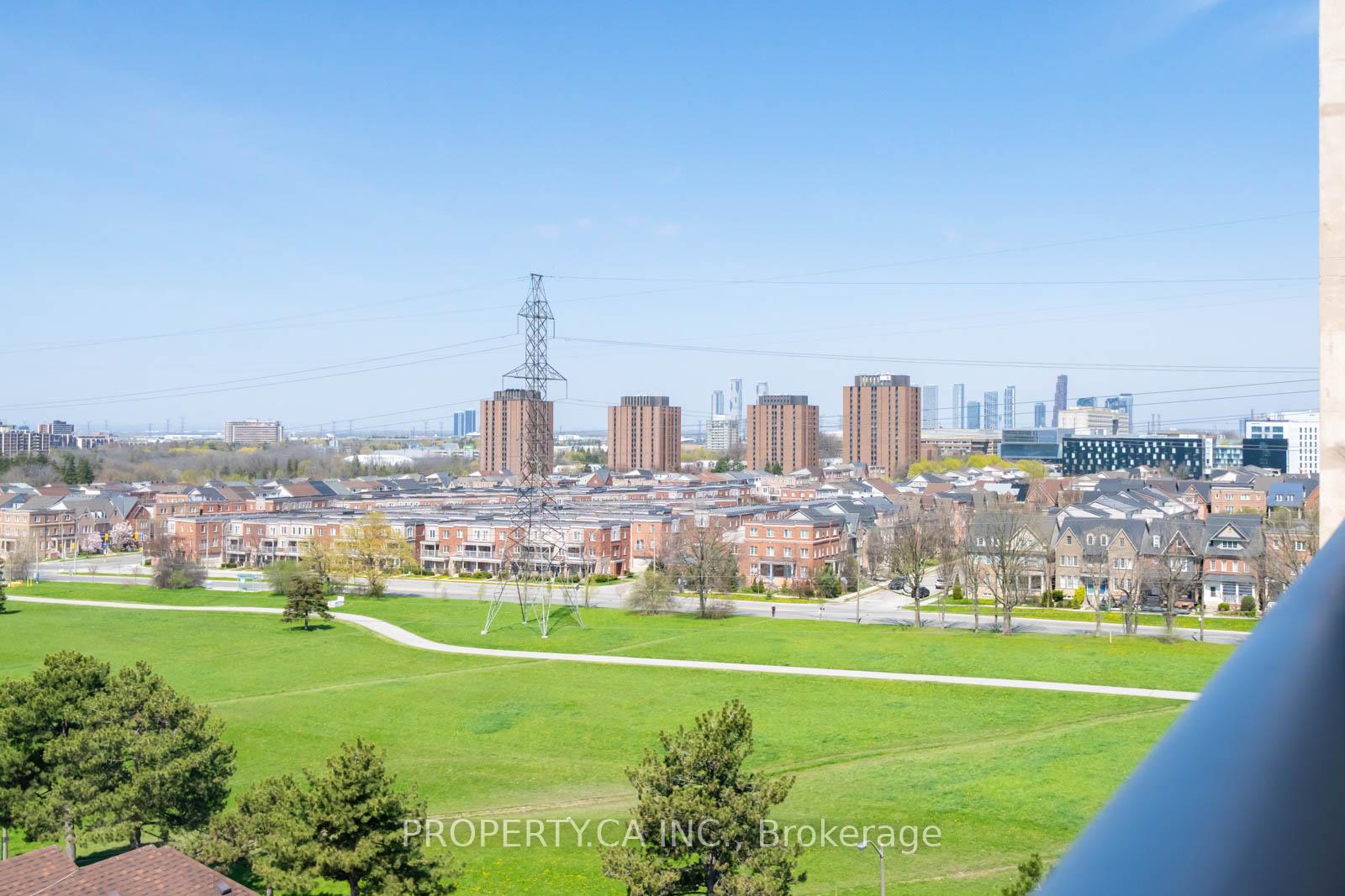 Photo 12 of Unit 901, 31 Four Winds Drive W, North York, York University Heights — HOMEH