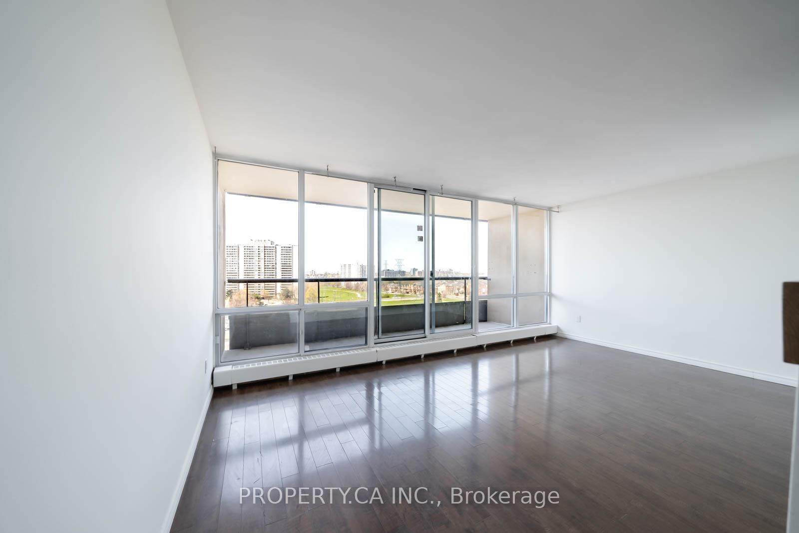 Photo 23 of Unit 901, 31 Four Winds Drive W, North York, York University Heights — HOMEH