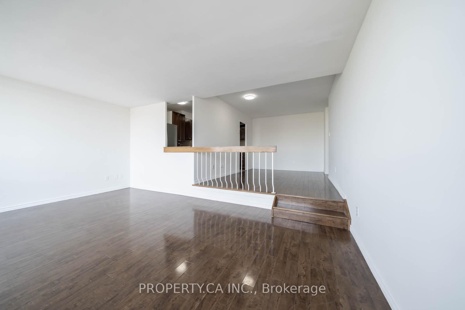 Photo 26 of Unit 901, 31 Four Winds Drive W, North York, York University Heights — HOMEH