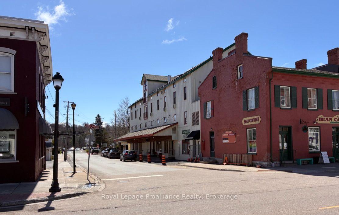 Photo 7 of Unit 303, 172 Main Street, Prince Edward County, Picton Ward — HOMEH