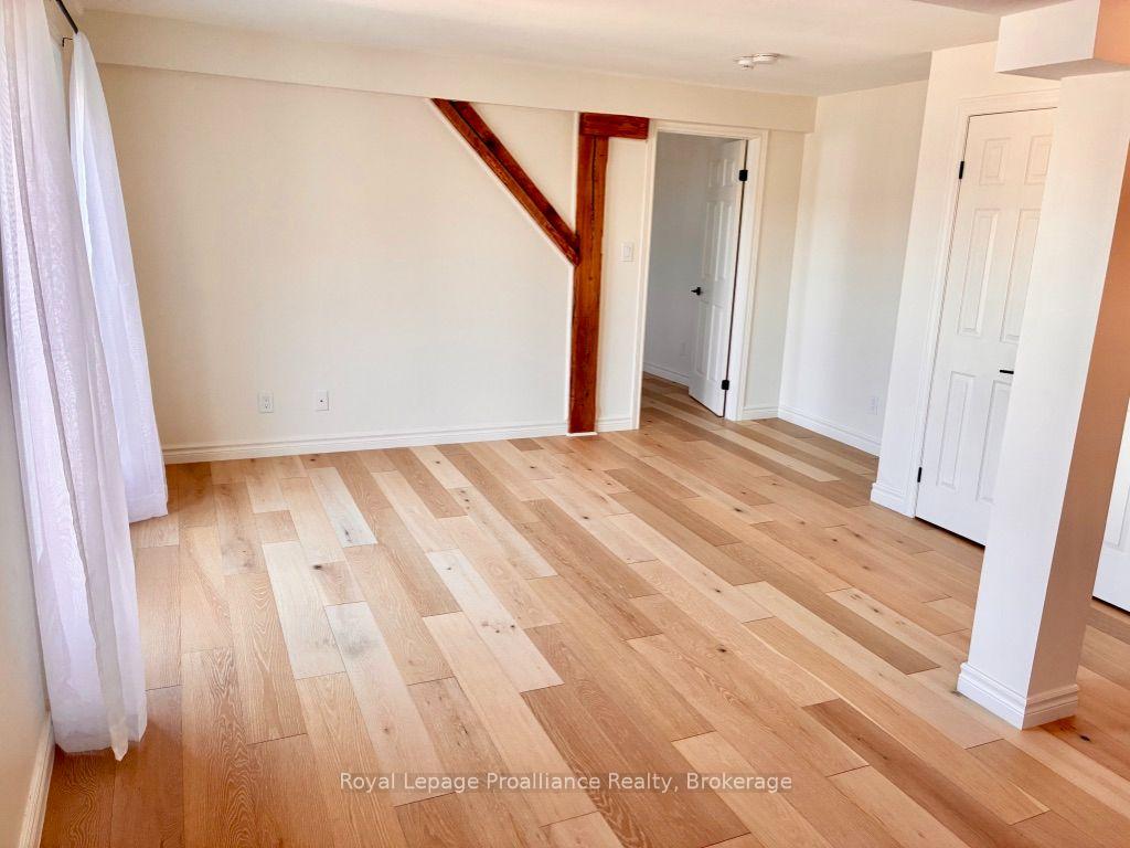 Photo 11 of Unit 303, 172 Main Street, Prince Edward County, Picton Ward — HOMEH