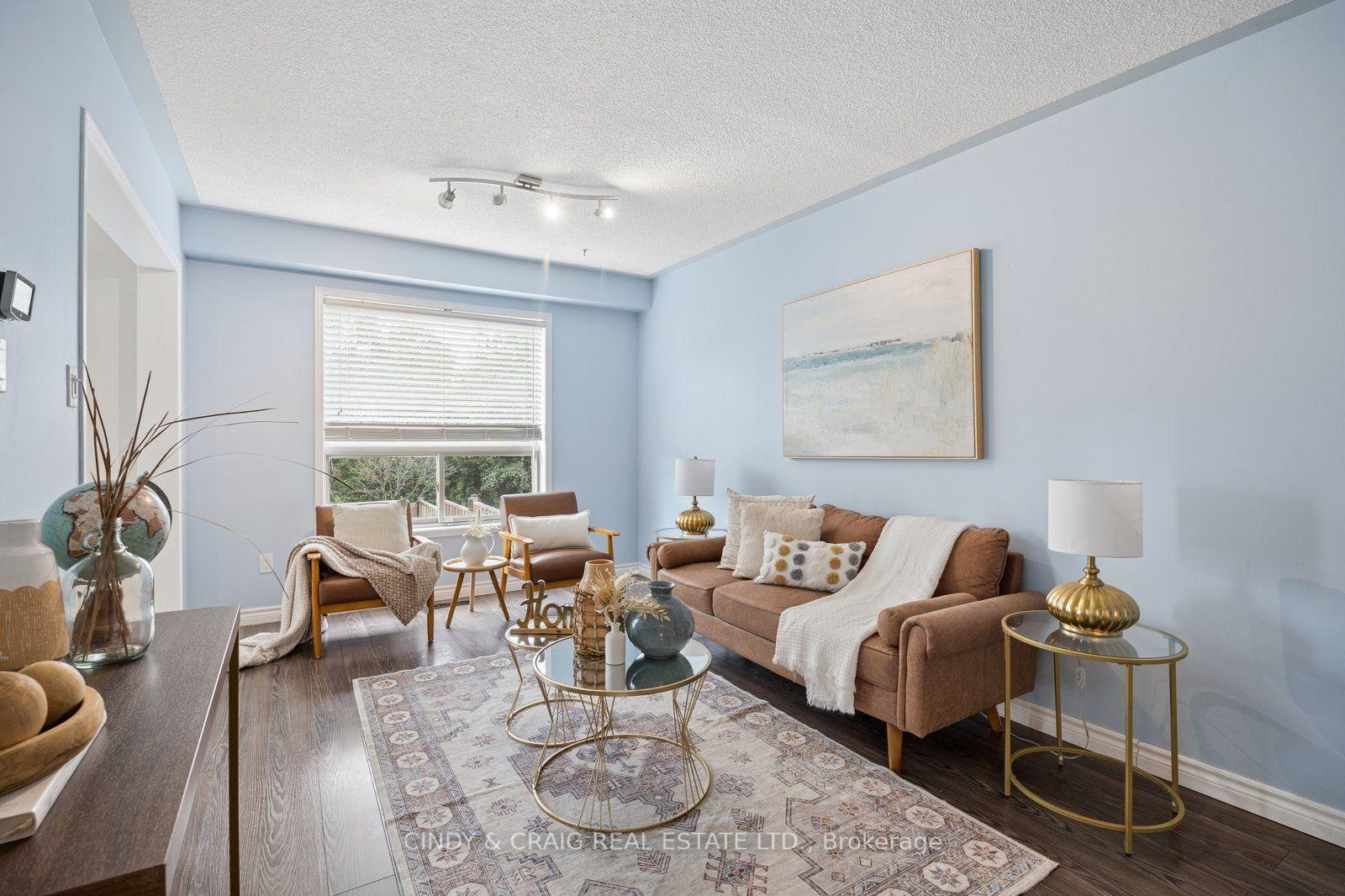Photo 3 of 1550 Fieldgate Drive, Oshawa, Samac — HOMEH
