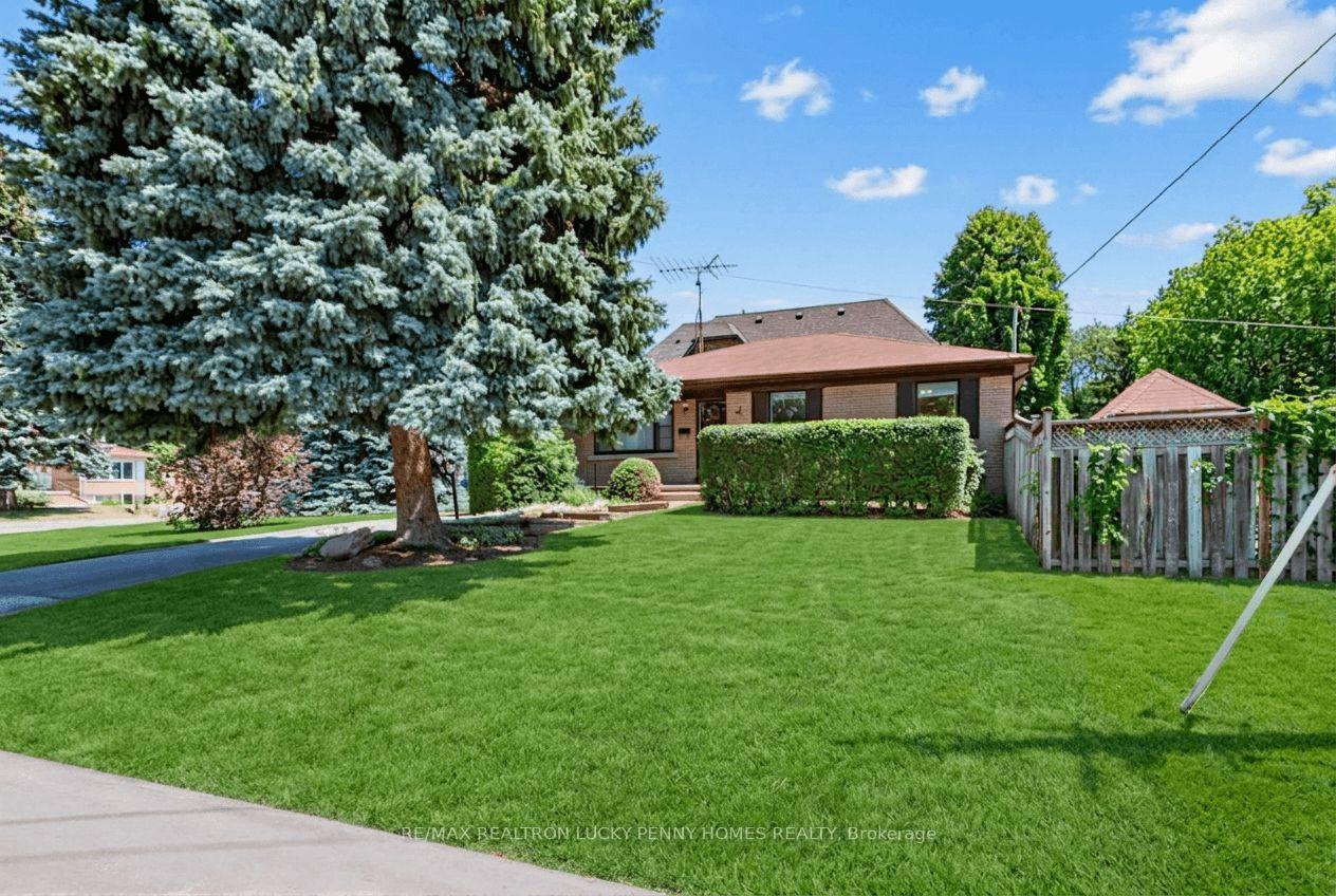 Photo 2 of 19 Abercorn Road, Markham, Bullock — HOMEH