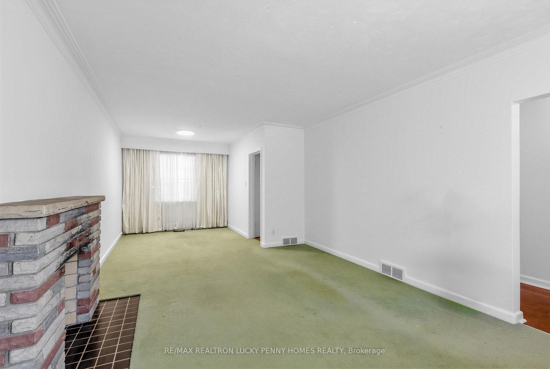Photo 8 of 19 Abercorn Road, Markham, Bullock — HOMEH