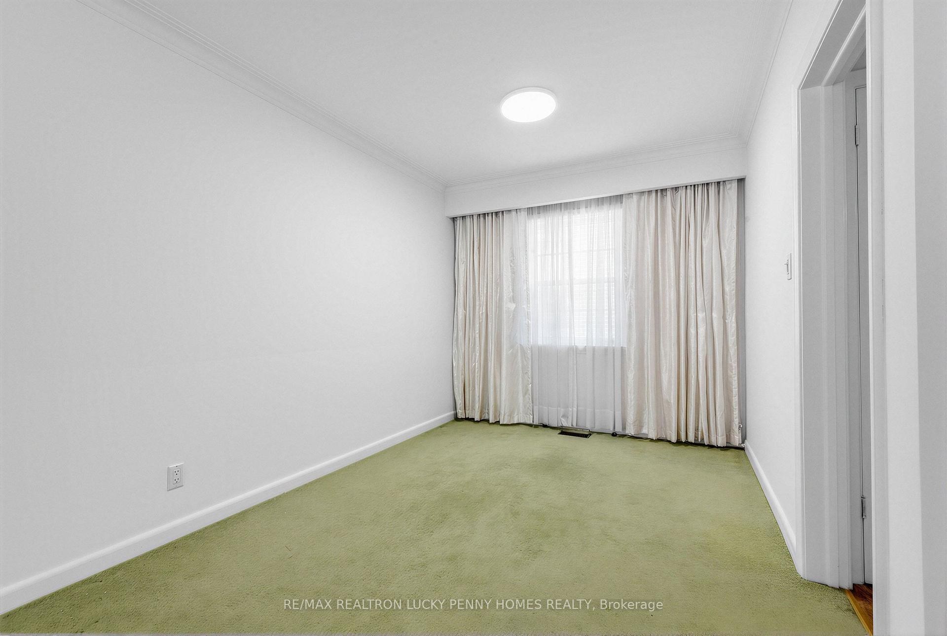 Photo 10 of 19 Abercorn Road, Markham, Bullock — HOMEH