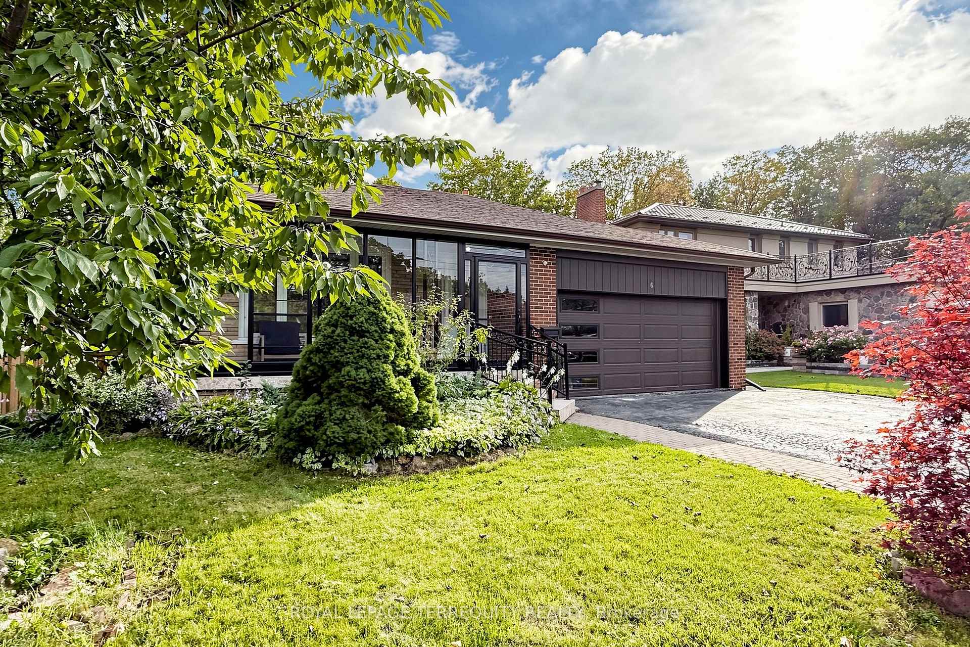 Photo 4 of 6 Fulwell Crescent, North York, York University Heights — HOMEH