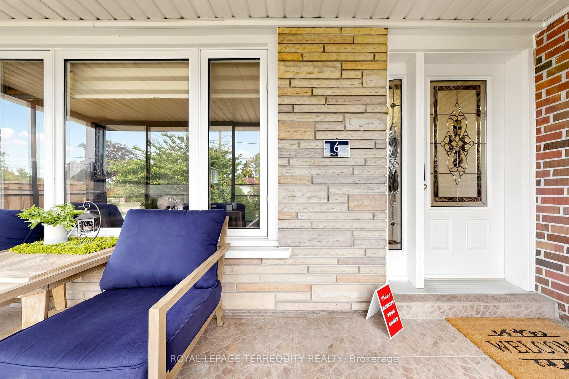 Photo 7 of 6 Fulwell Crescent, North York, York University Heights — HOMEH