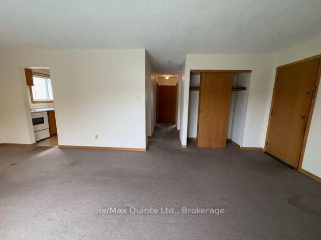 Photo 8 of Unit 3, 49 Oxford Road, Quinte West, Frankford Ward — HOMEH
