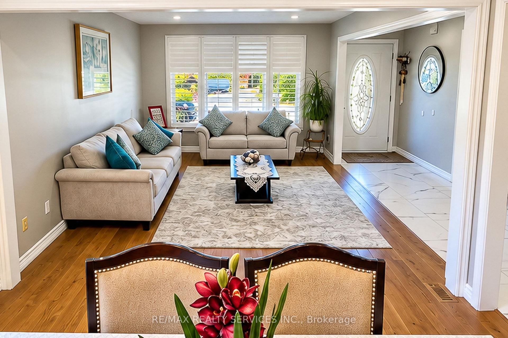 Photo 7 of 177 Sirente Drive, Hamilton, Crerar — HOMEH