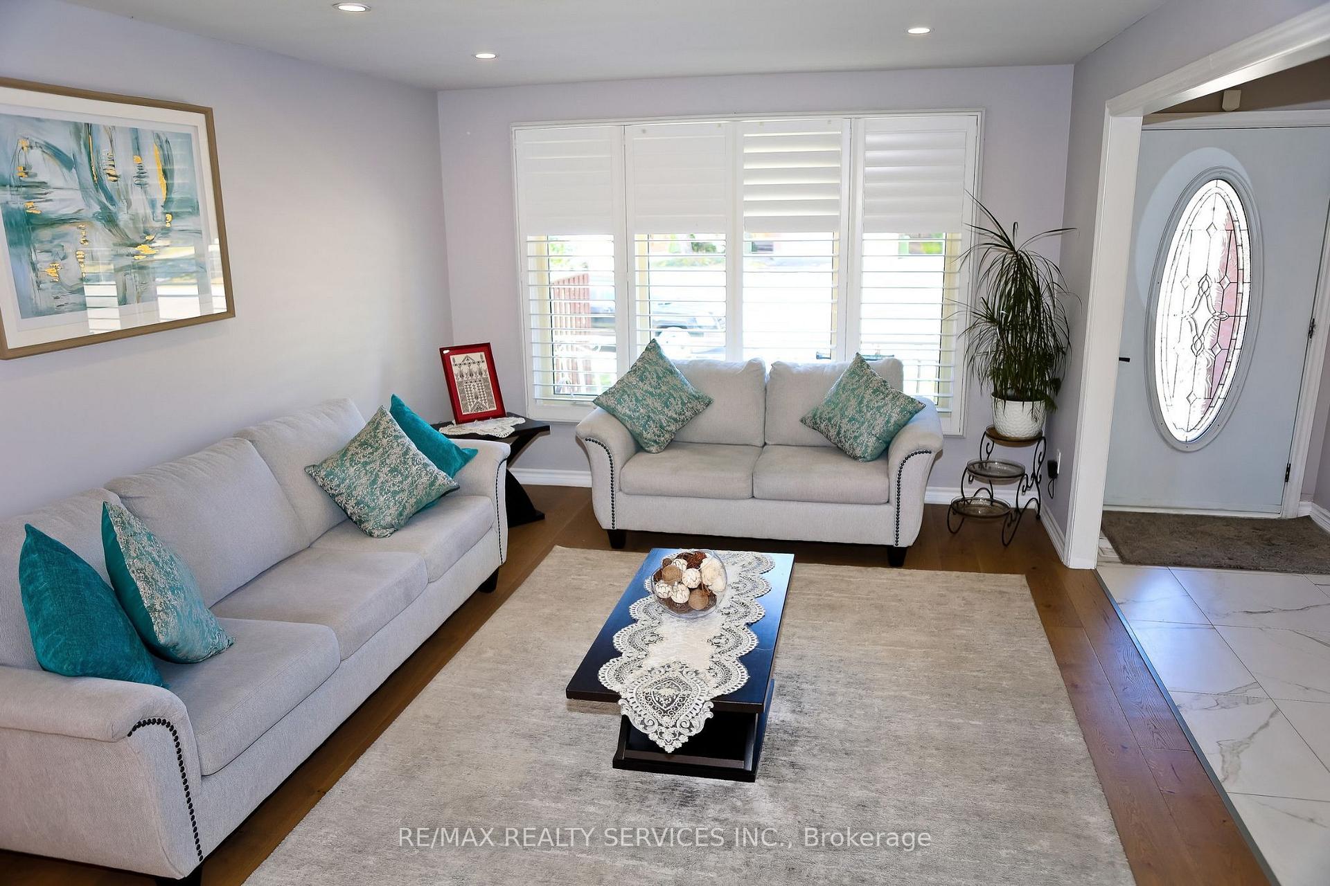 Photo 9 of 177 Sirente Drive, Hamilton, Crerar — HOMEH