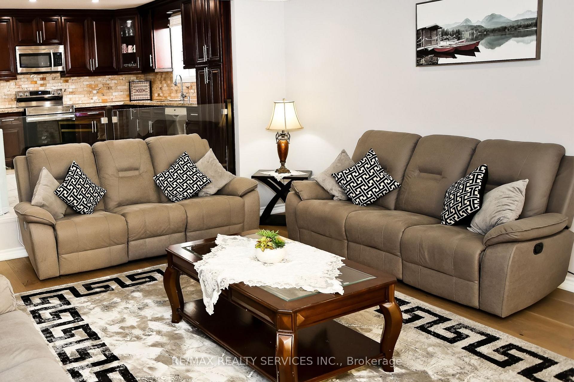 Photo 17 of 177 Sirente Drive, Hamilton, Crerar — HOMEH