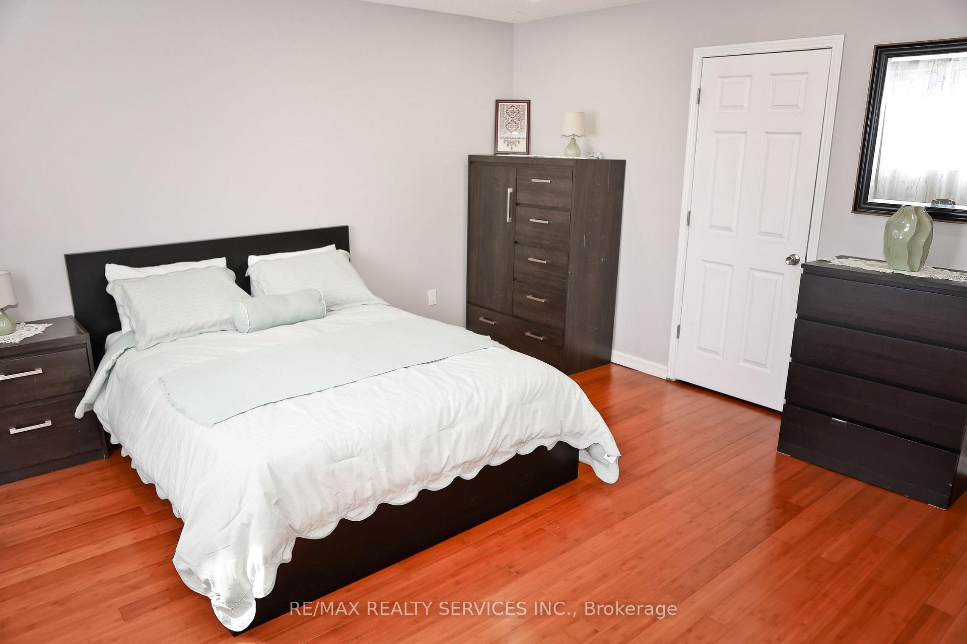 Photo 37 of 177 Sirente Drive, Hamilton, Crerar — HOMEH
