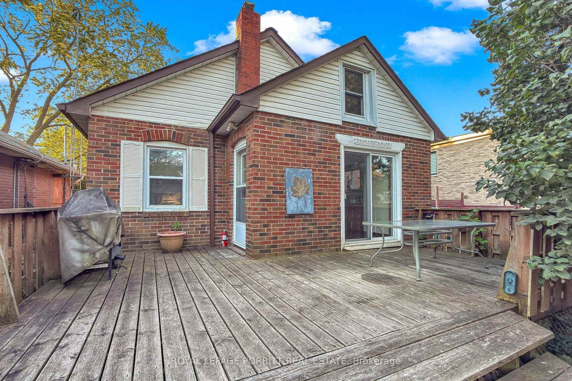 Photo 23 of 51 Arcadian Circle, Etobicoke, Long Branch — HOMEH