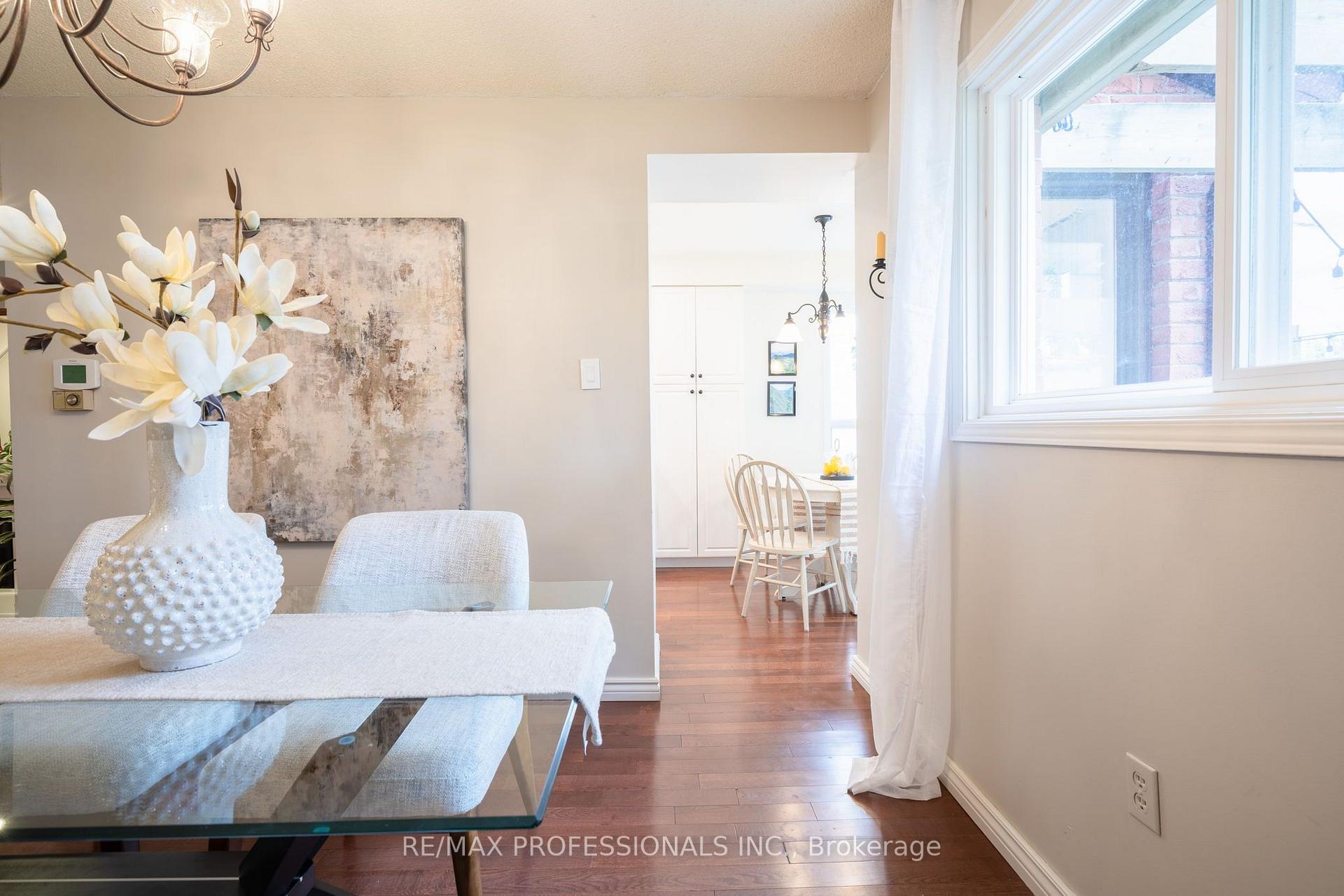 Photo 11 of 36 Millington Crescent, Ajax, Central — HOMEH