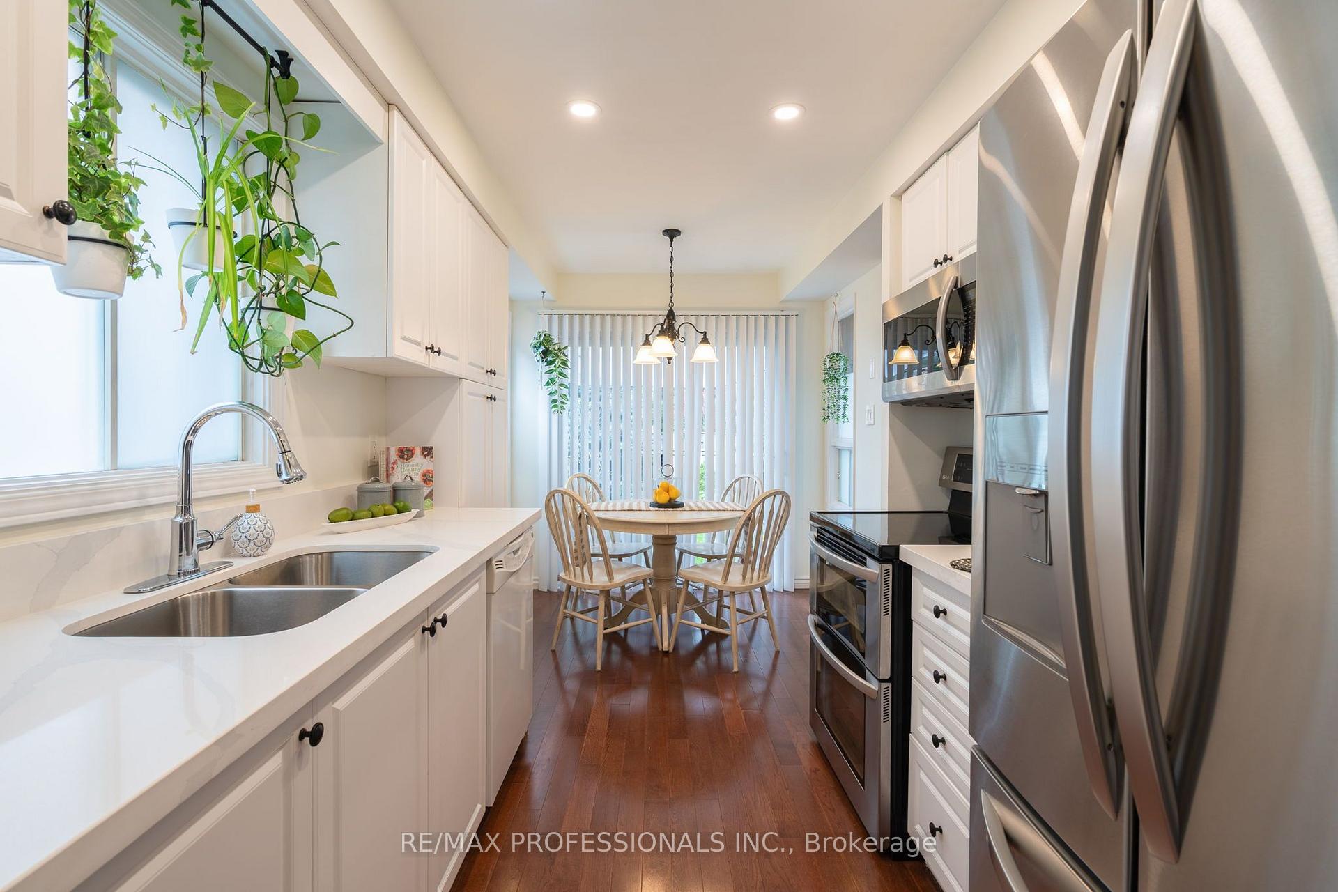 Photo 15 of 36 Millington Crescent, Ajax, Central — HOMEH