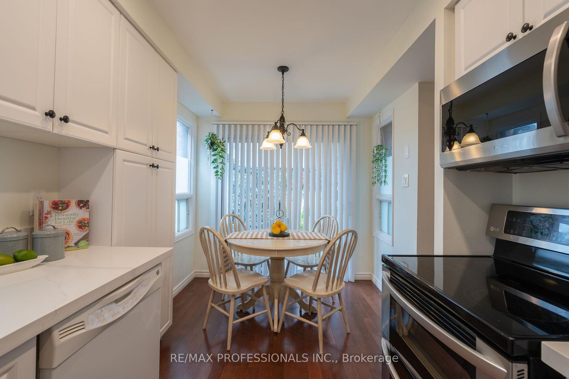 Photo 17 of 36 Millington Crescent, Ajax, Central — HOMEH