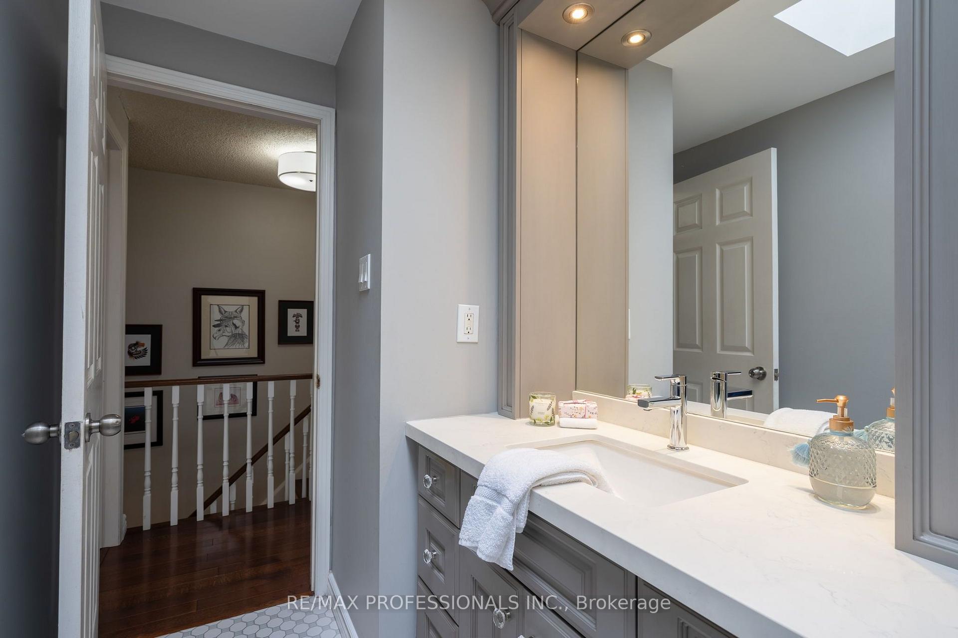 Photo 28 of 36 Millington Crescent, Ajax, Central — HOMEH