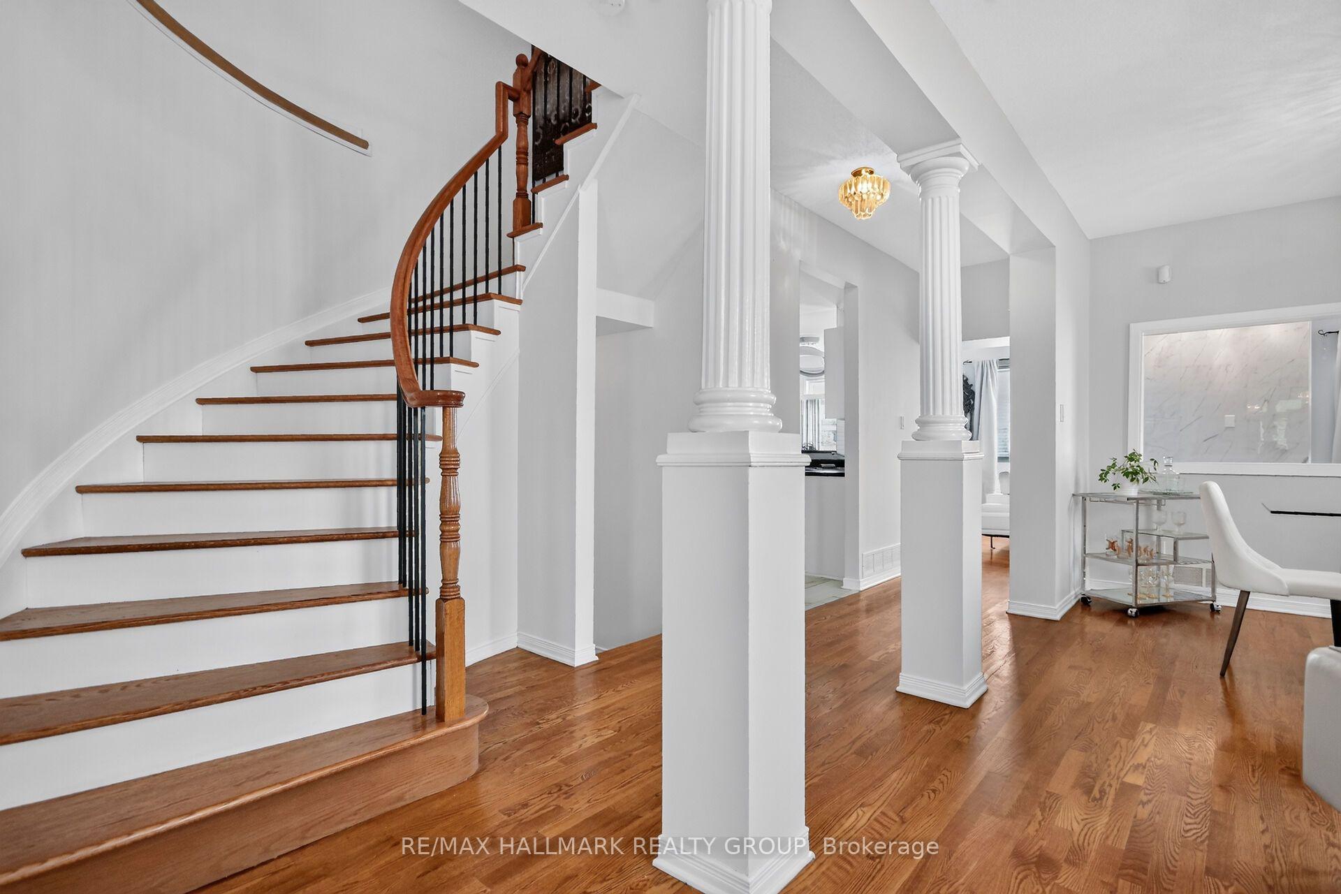 Photo 4 of 222 Deercroft Avenue, Ottawa, Barrhaven - Longfields — HOMEH