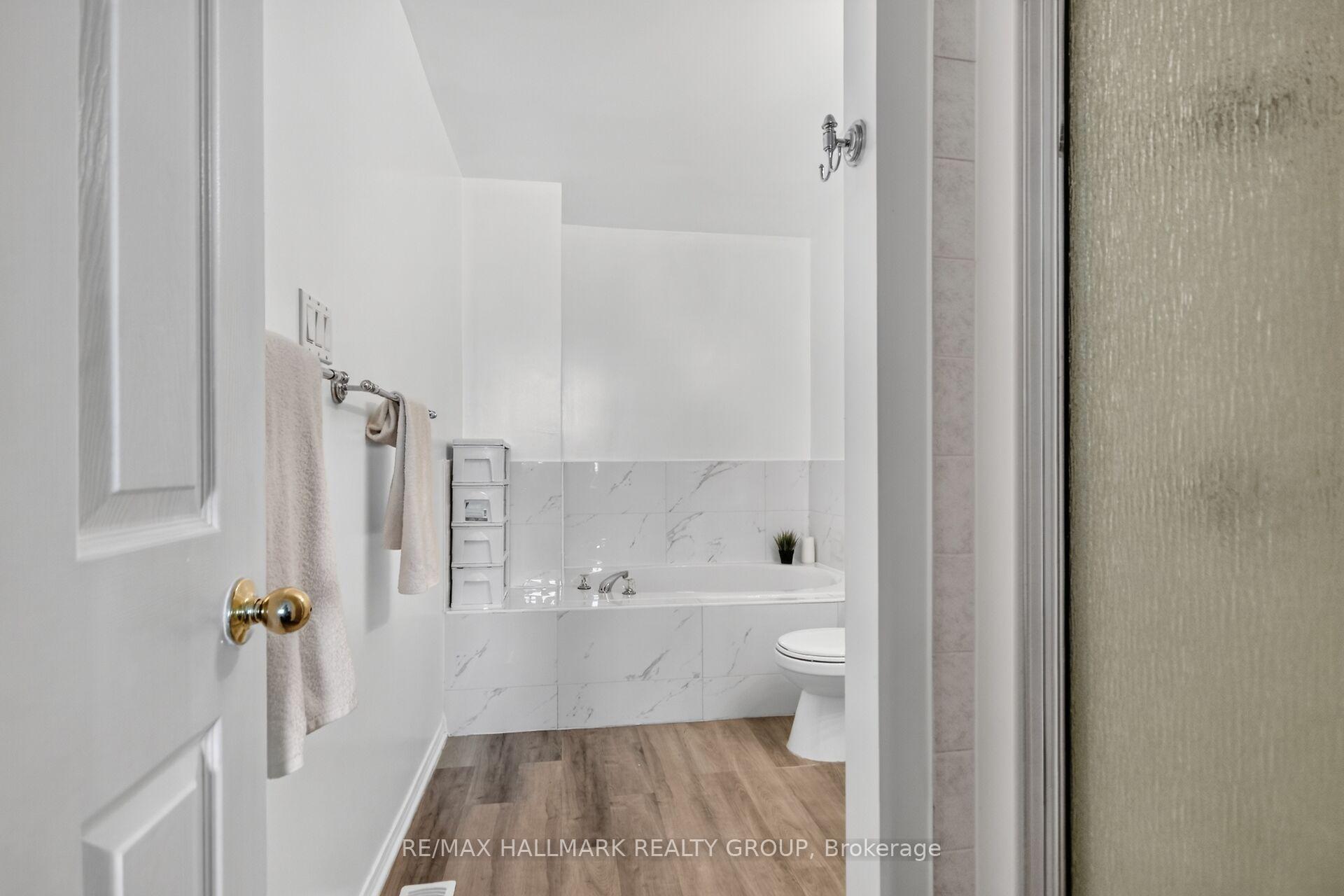 Photo 23 of 222 Deercroft Avenue, Ottawa, Barrhaven - Longfields — HOMEH