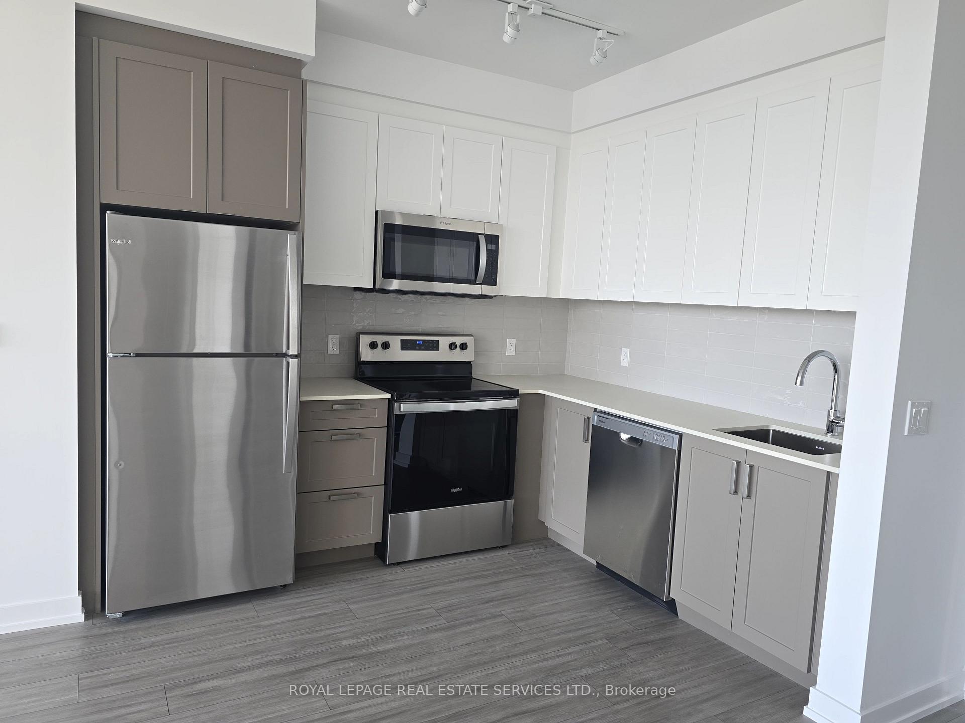 Photo 2 of Unit PH05, 1010 Dundas Street, Whitby, Pringle Creek — HOMEH