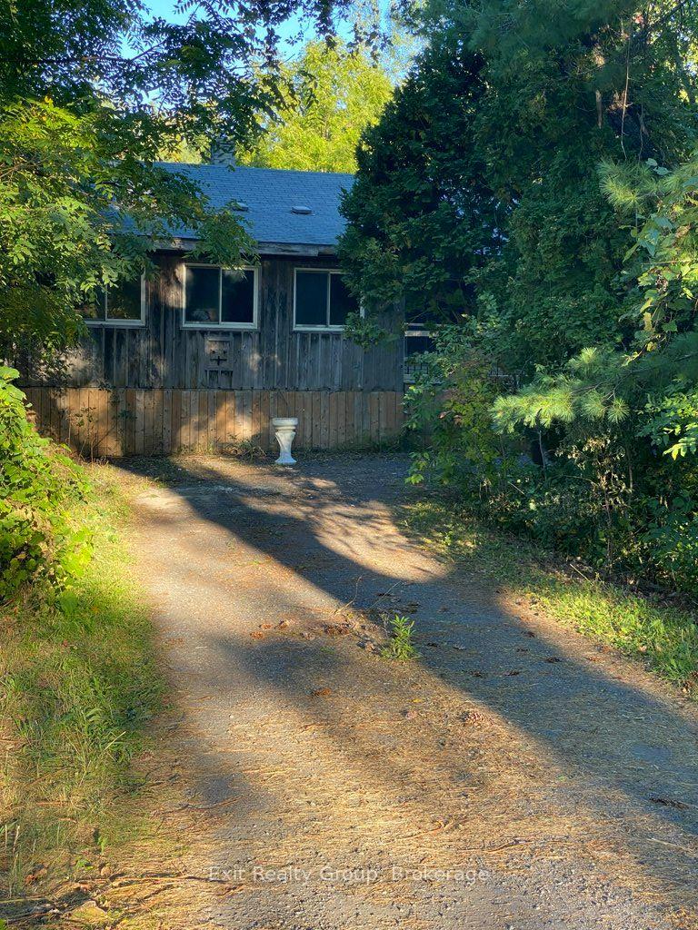 Photo 2 of 553 Murray Street, Quinte West, Murray Ward — HOMEH