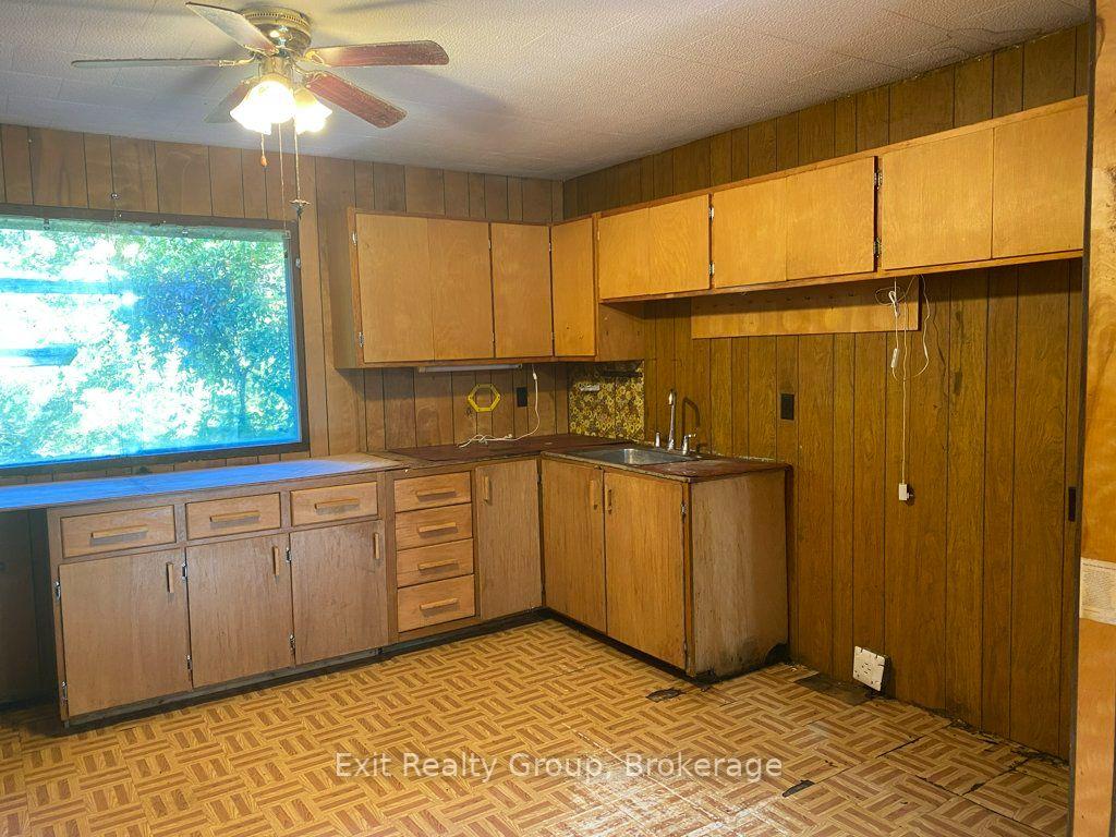 Photo 12 of 553 Murray Street, Quinte West, Murray Ward — HOMEH