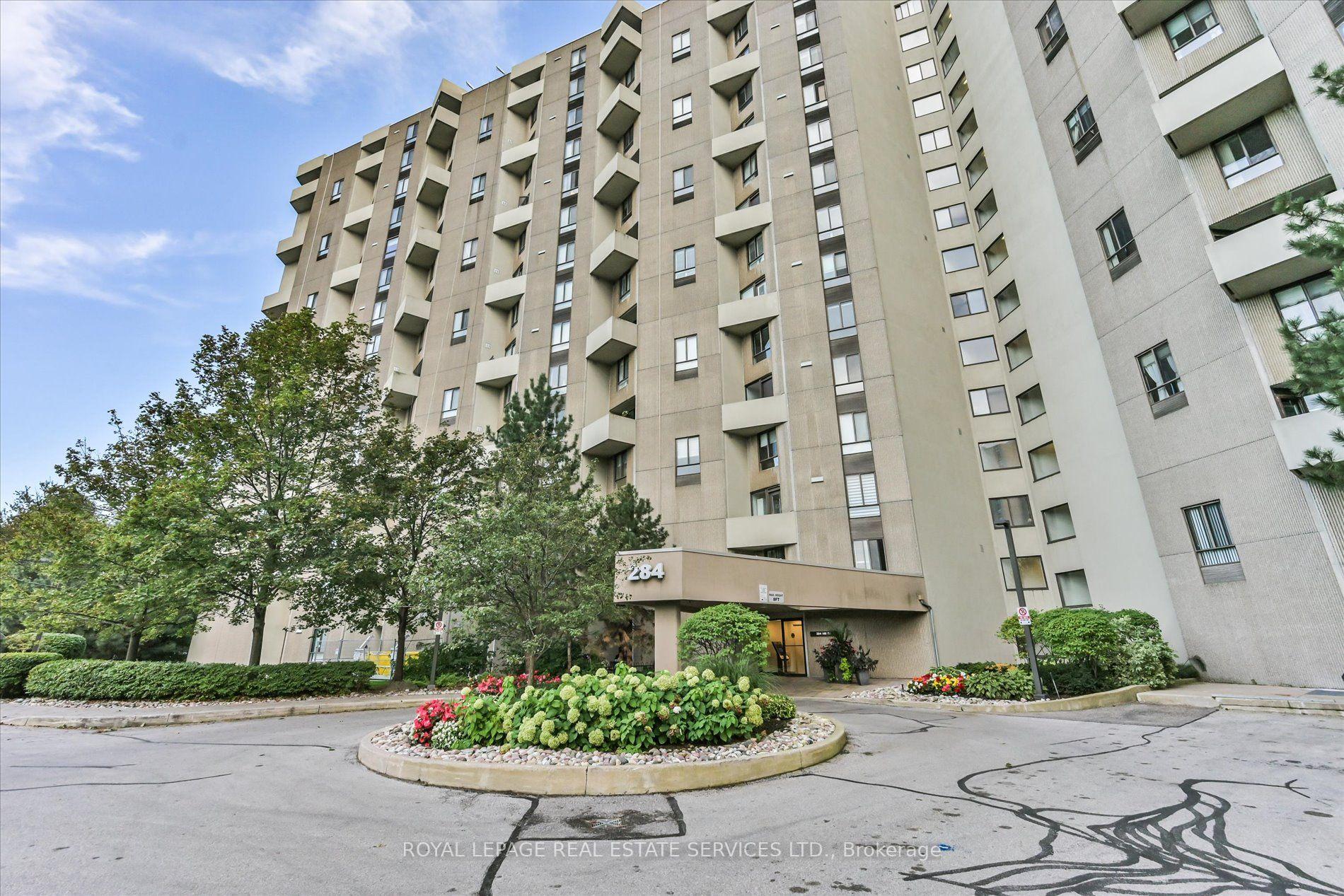 Photo 5 of Unit E1, 284 Mill Road, Etobicoke, Markland Wood — HOMEH