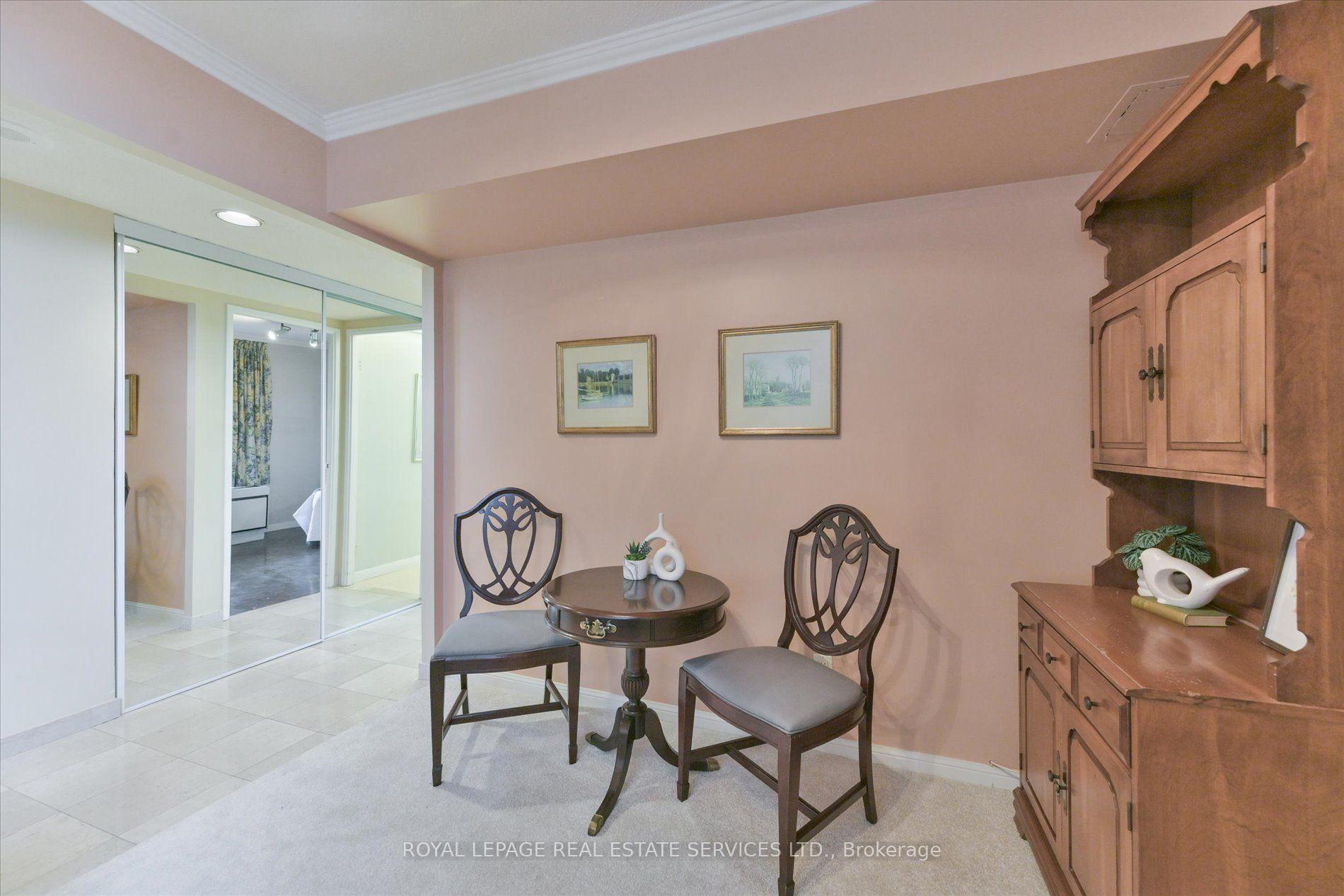 Photo 19 of Unit E1, 284 Mill Road, Etobicoke, Markland Wood — HOMEH