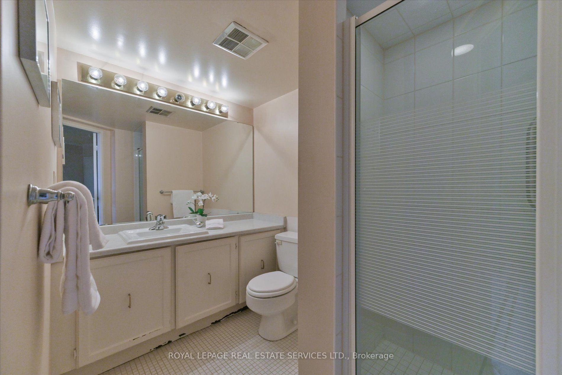 Photo 26 of Unit E1, 284 Mill Road, Etobicoke, Markland Wood — HOMEH