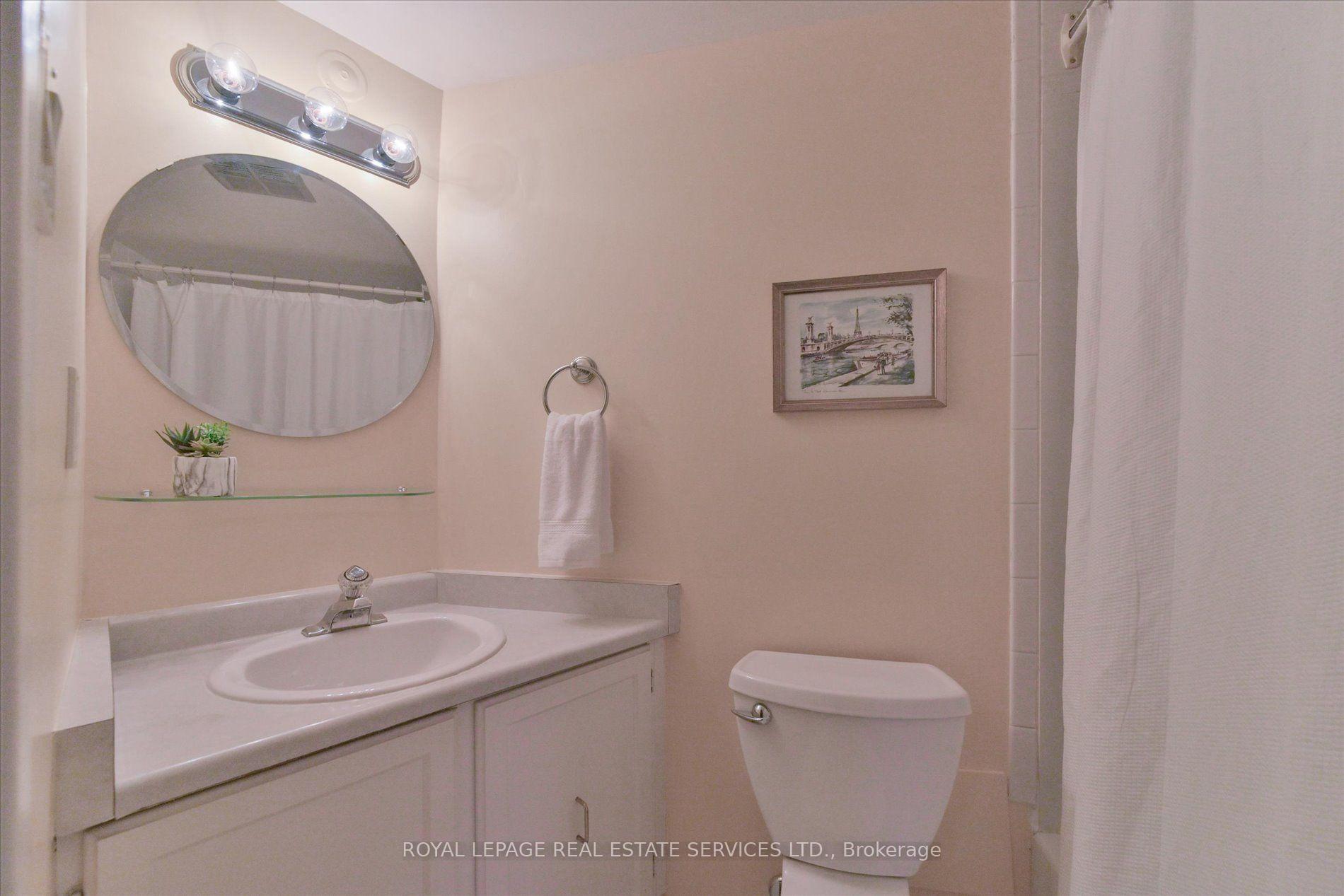 Photo 29 of Unit E1, 284 Mill Road, Etobicoke, Markland Wood — HOMEH