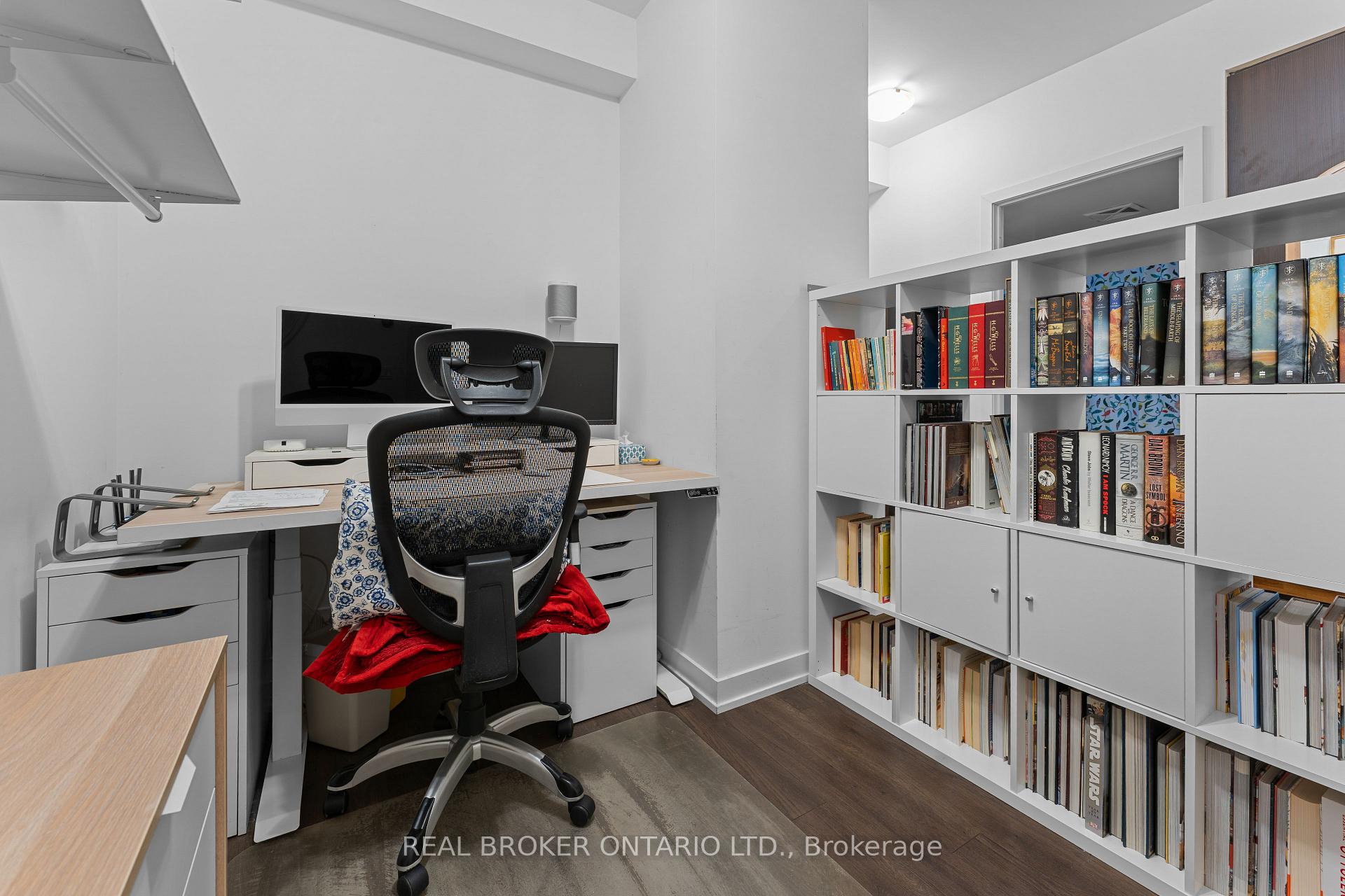 Photo 11 of Unit 405, 10 Park Lawn Road, Etobicoke, Mimico — HOMEH