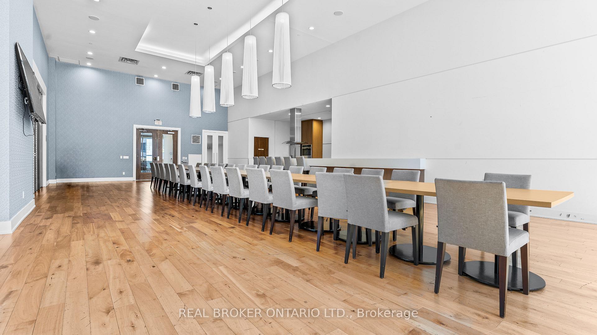 Photo 23 of Unit 405, 10 Park Lawn Road, Etobicoke, Mimico — HOMEH