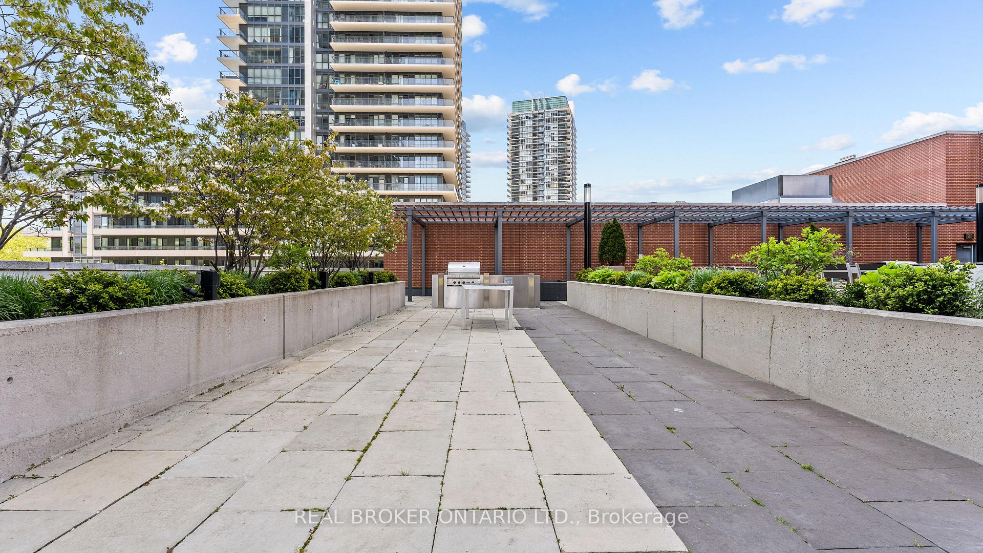 Photo 25 of Unit 405, 10 Park Lawn Road, Etobicoke, Mimico — HOMEH
