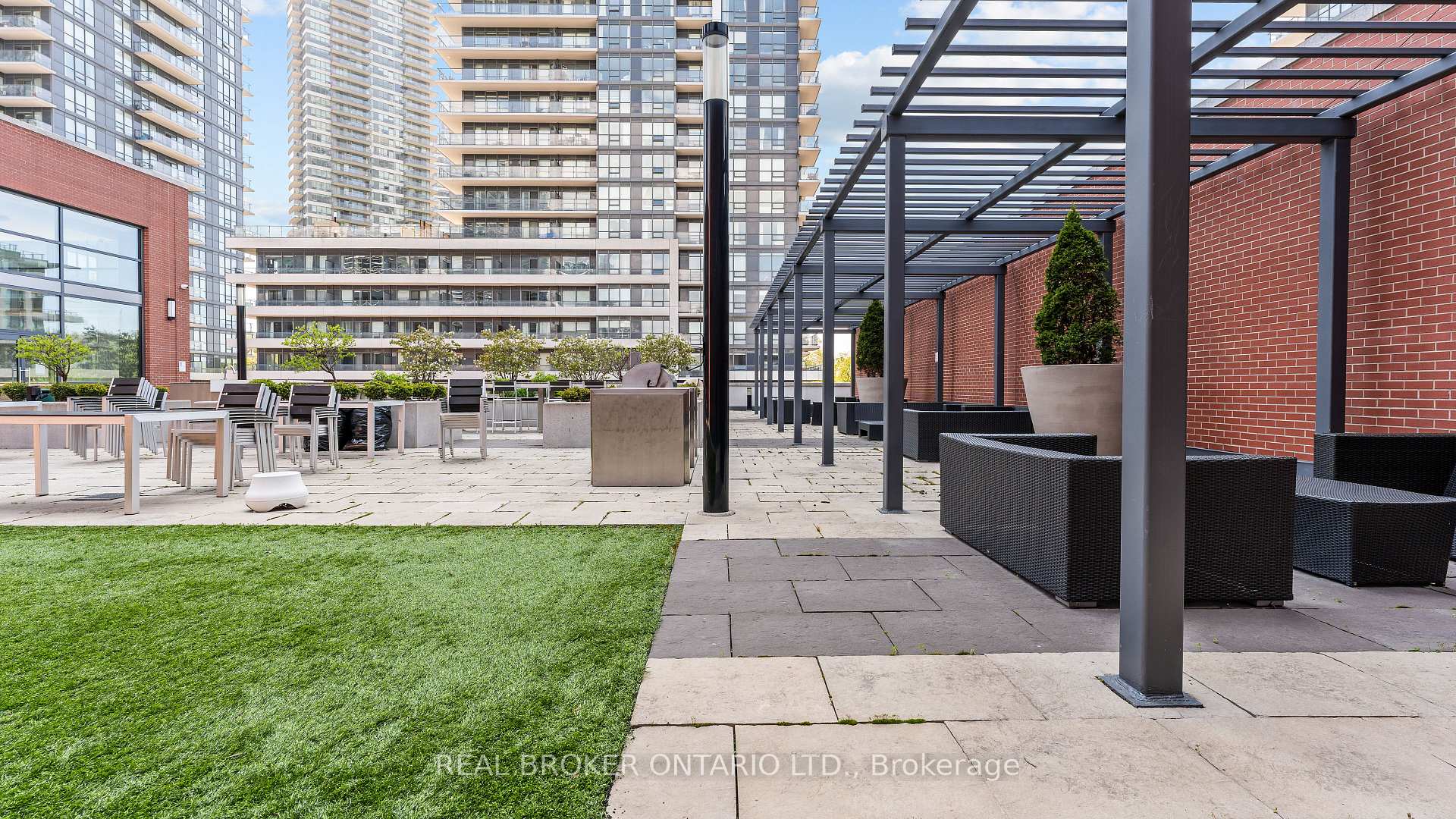 Photo 26 of Unit 405, 10 Park Lawn Road, Etobicoke, Mimico — HOMEH