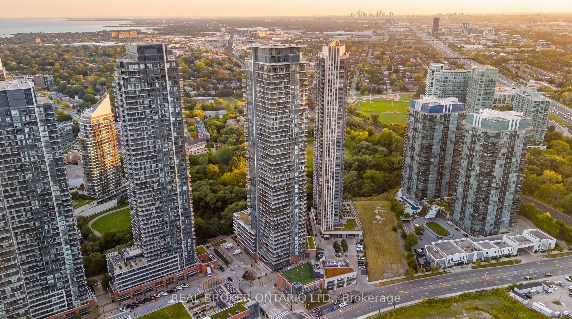 Photo 29 of Unit 405, 10 Park Lawn Road, Etobicoke, Mimico — HOMEH