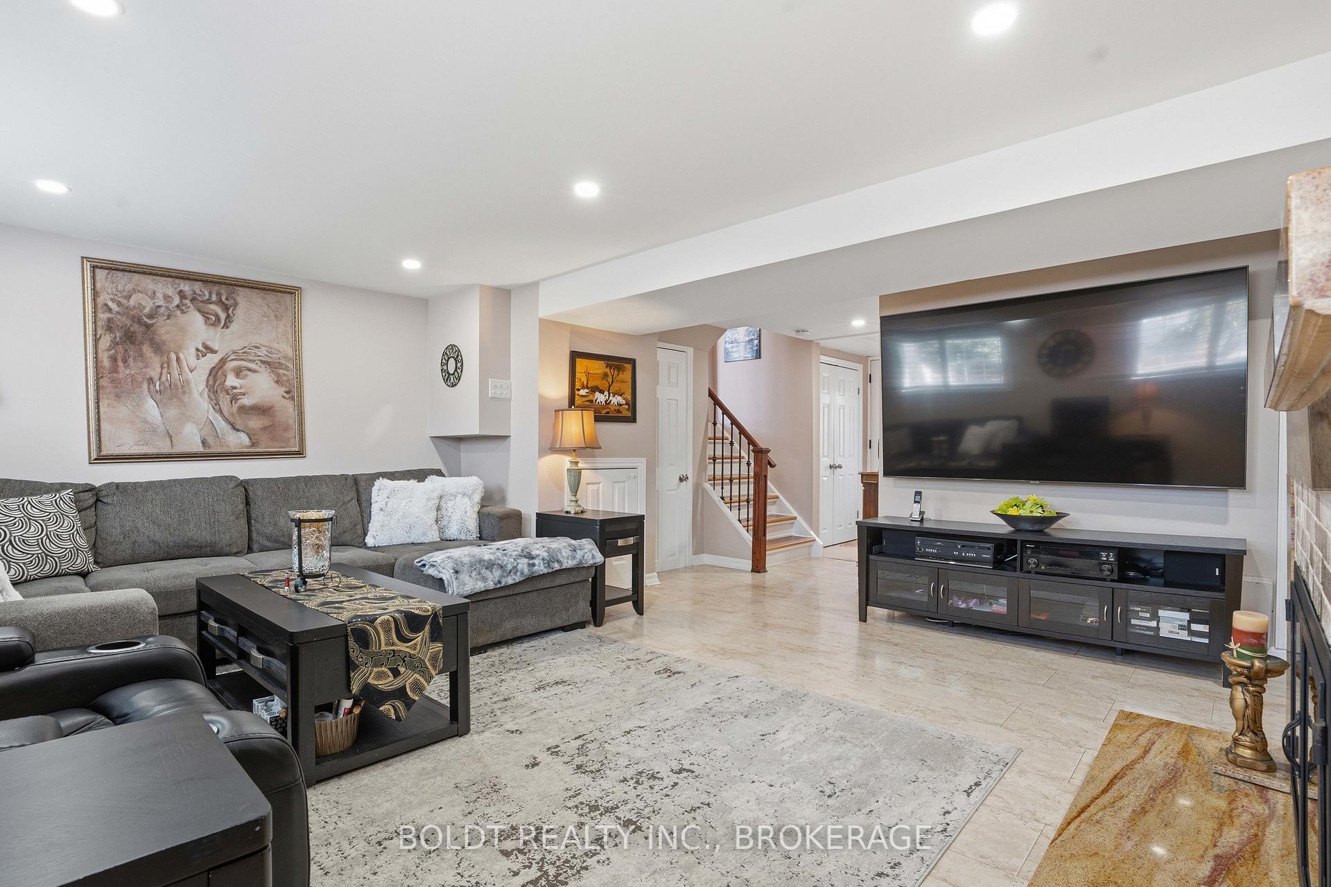 Photo 32 of 628 Vine Street, St. Catharines, Vine/Linwell — HOMEH