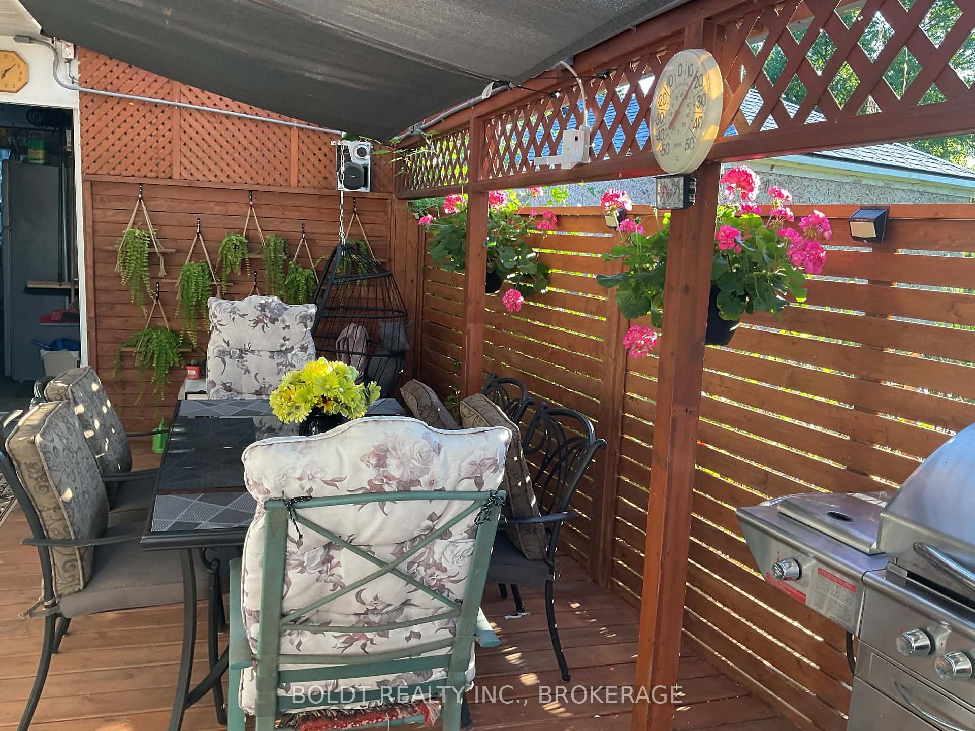 Photo 39 of 628 Vine Street, St. Catharines, Vine/Linwell — HOMEH