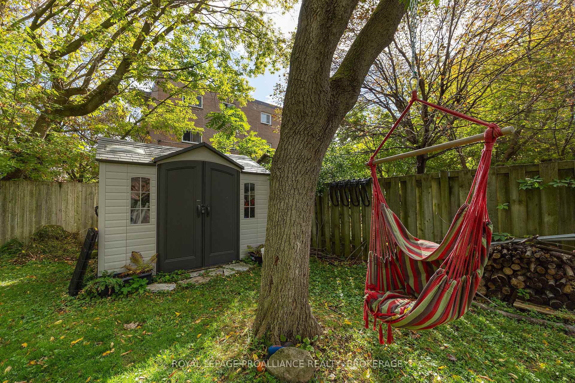 Photo 19 of 535 Albert Street, Kingston, East of Sir John A. Blvd — HOMEH