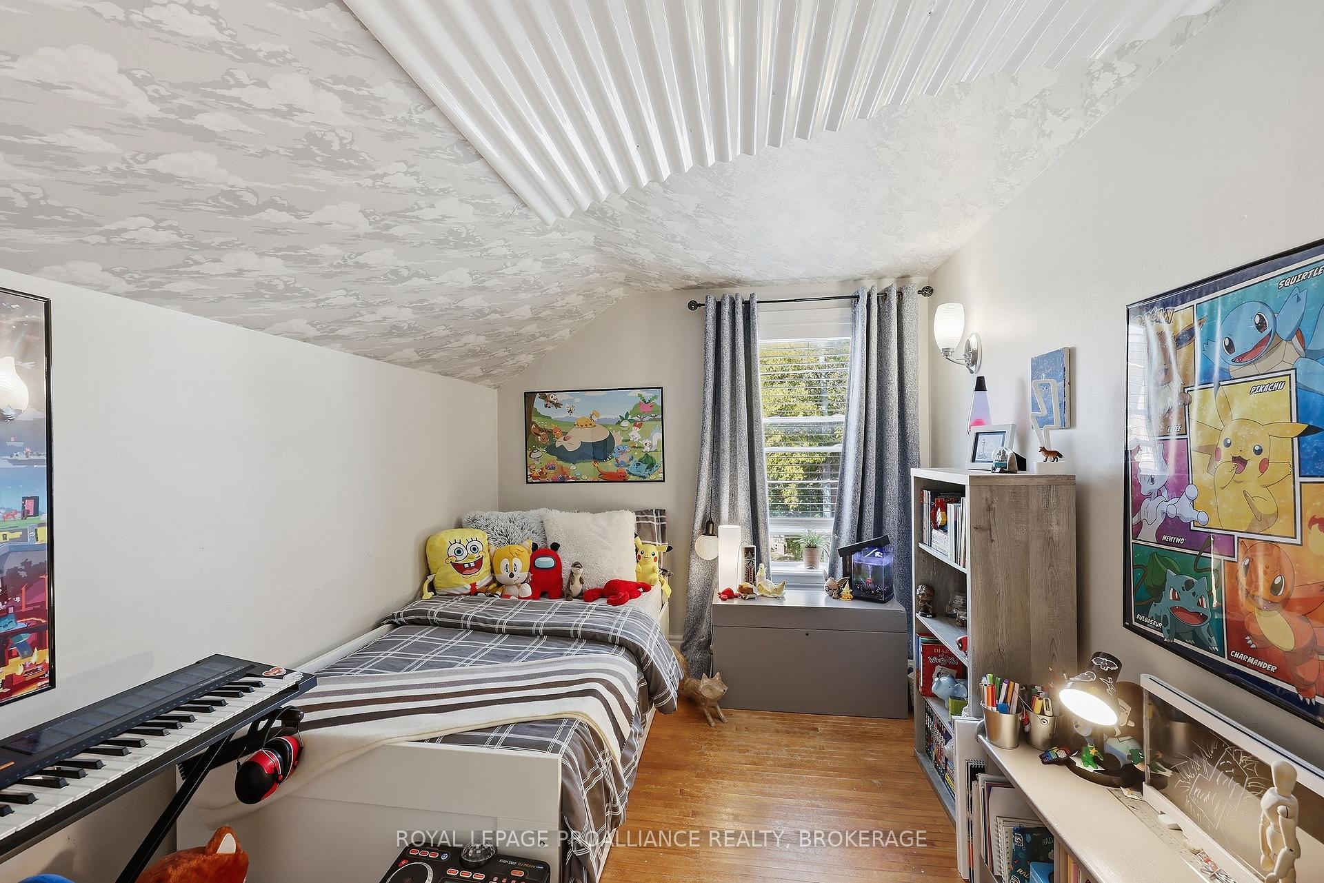 Photo 41 of 535 Albert Street, Kingston, East of Sir John A. Blvd — HOMEH