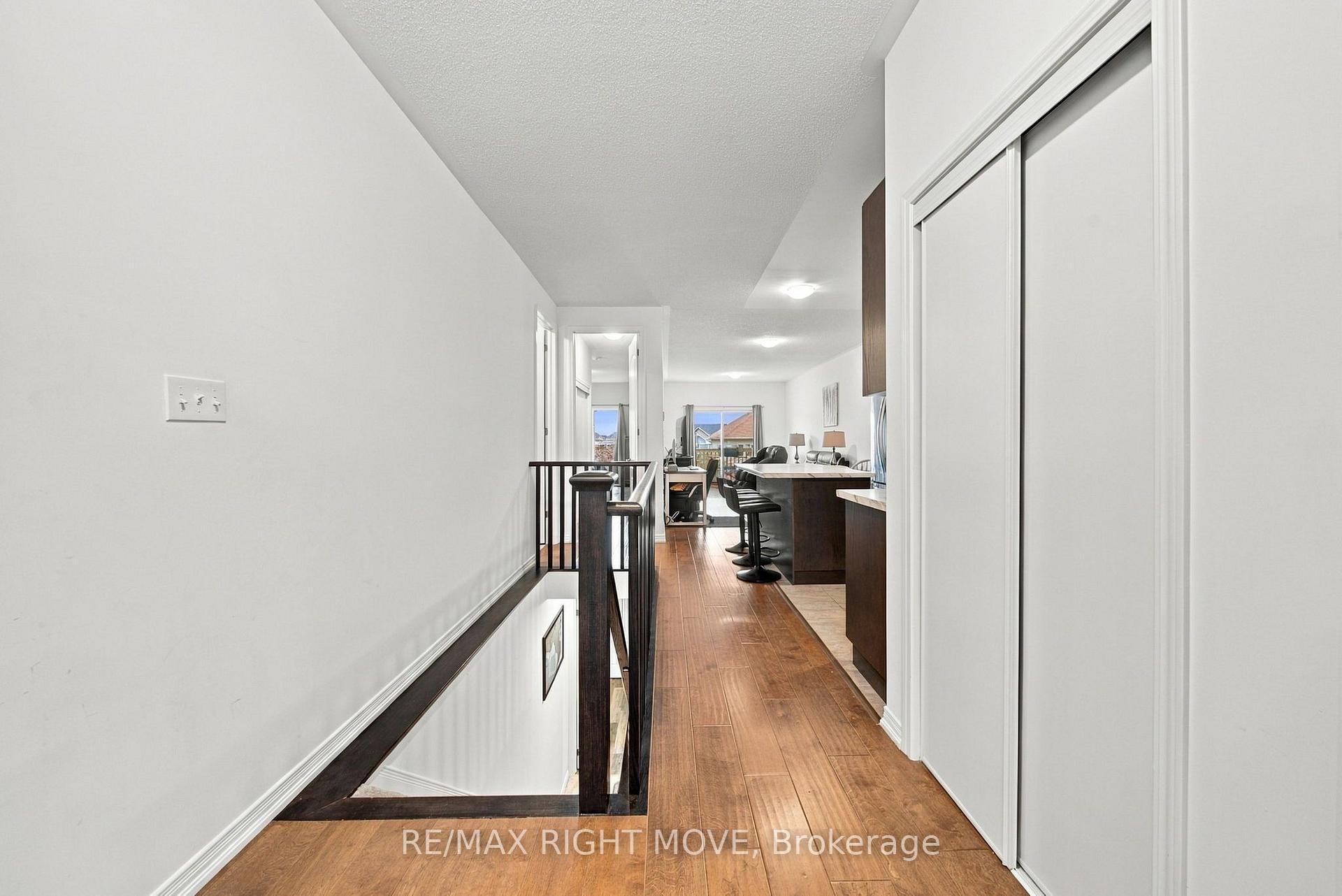 Photo 13 of 127 Isabella Drive, Orillia — HOMEH