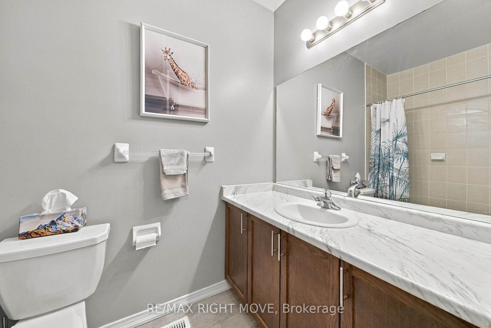 Photo 14 of 127 Isabella Drive, Orillia — HOMEH